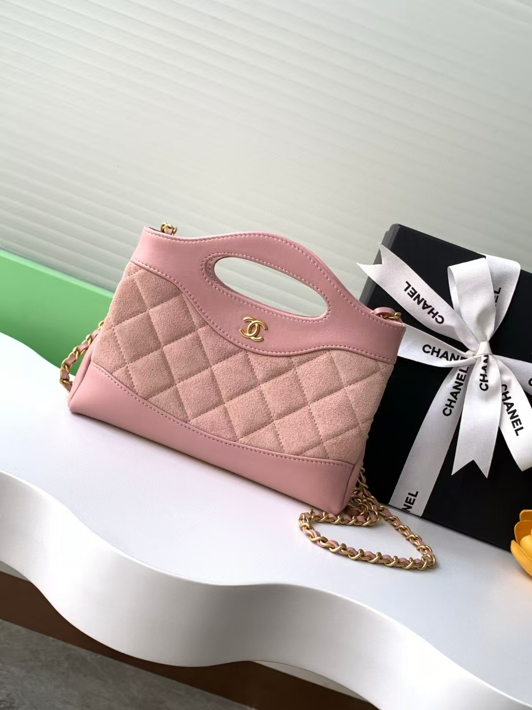 Ch*el 31 NANO CHAIN Bag AS3656 20x17.5x4cm