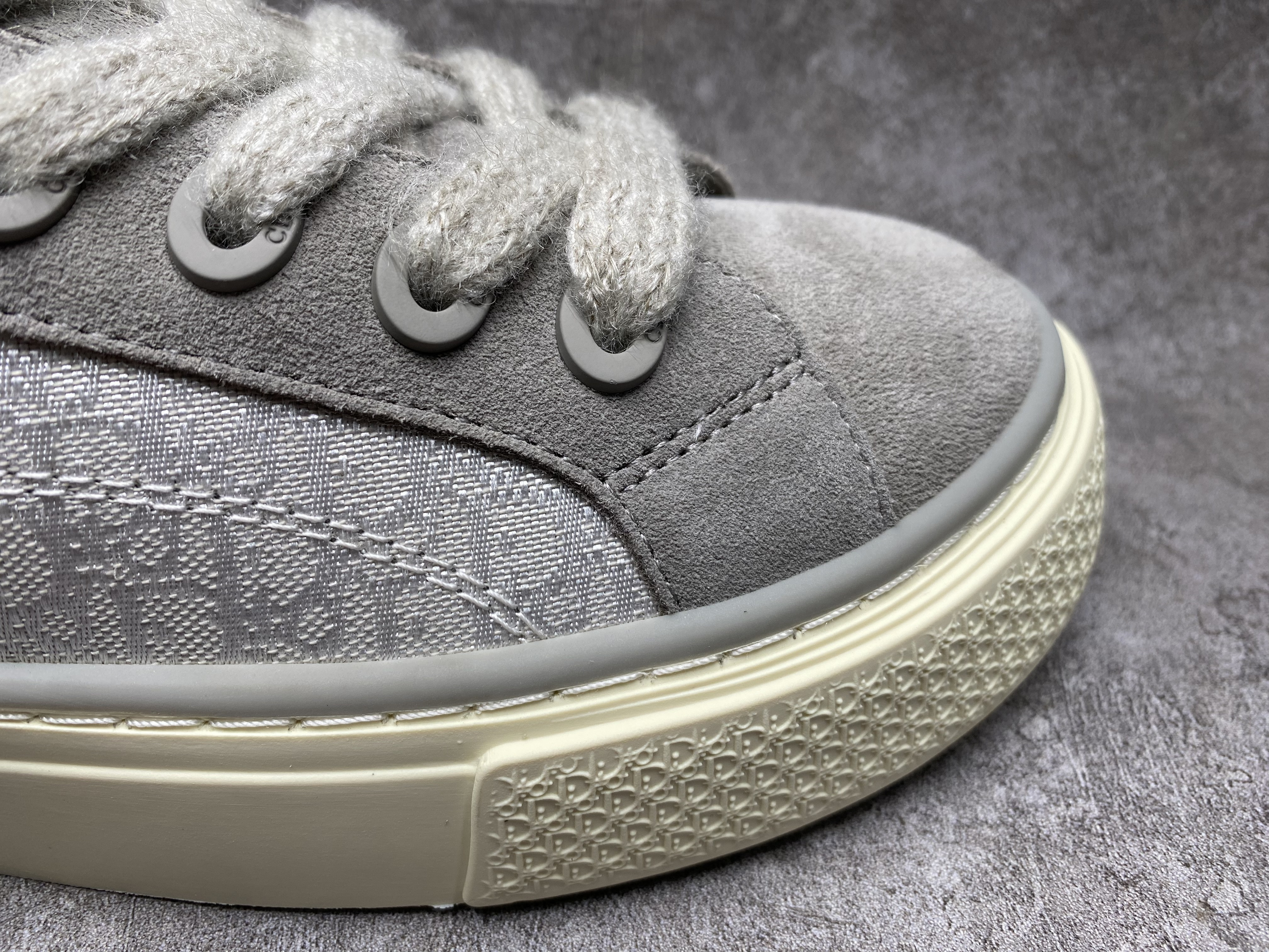 UA D*0r B33 Sneaker