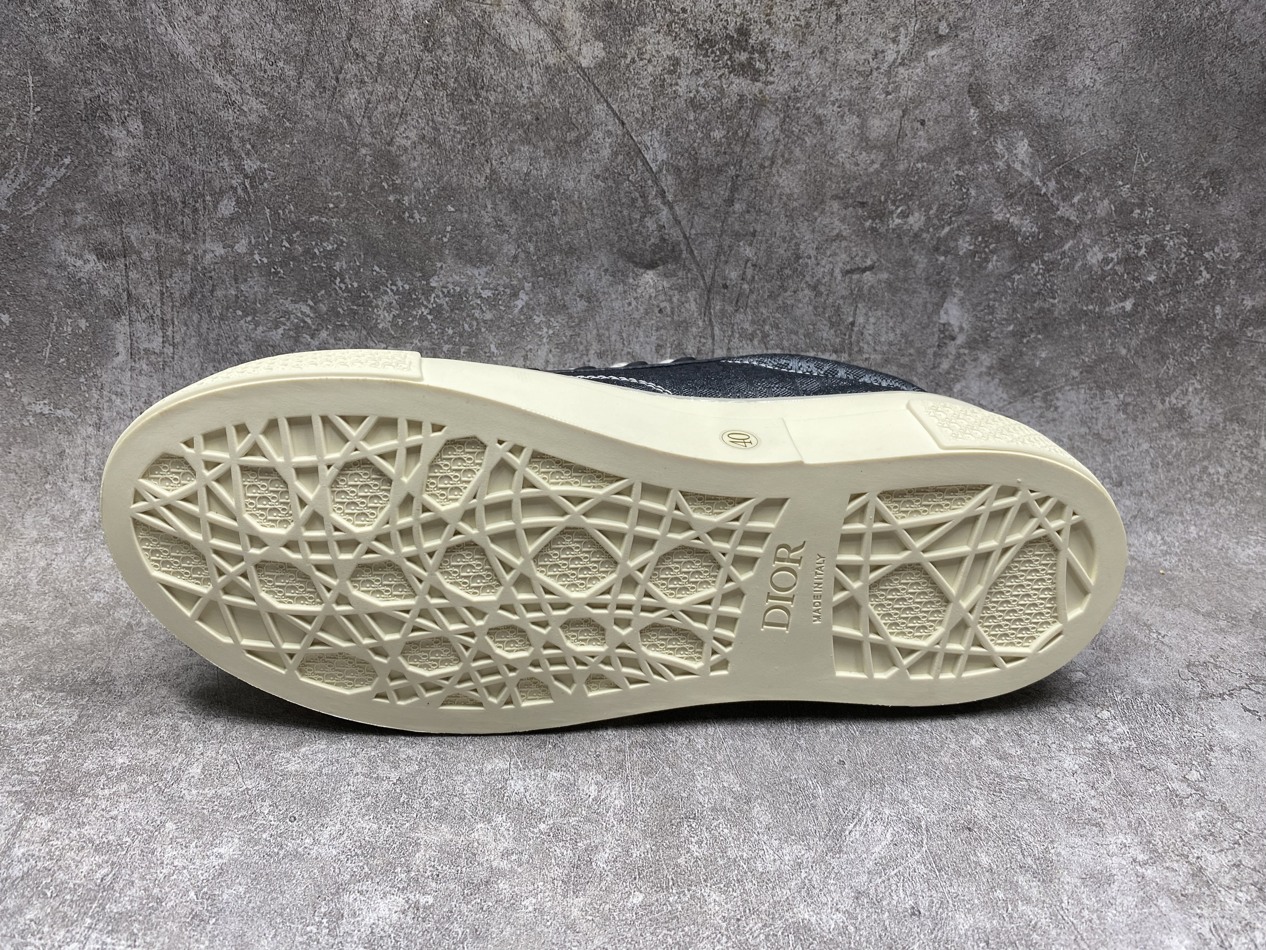 UA D*0r B33 Sneaker