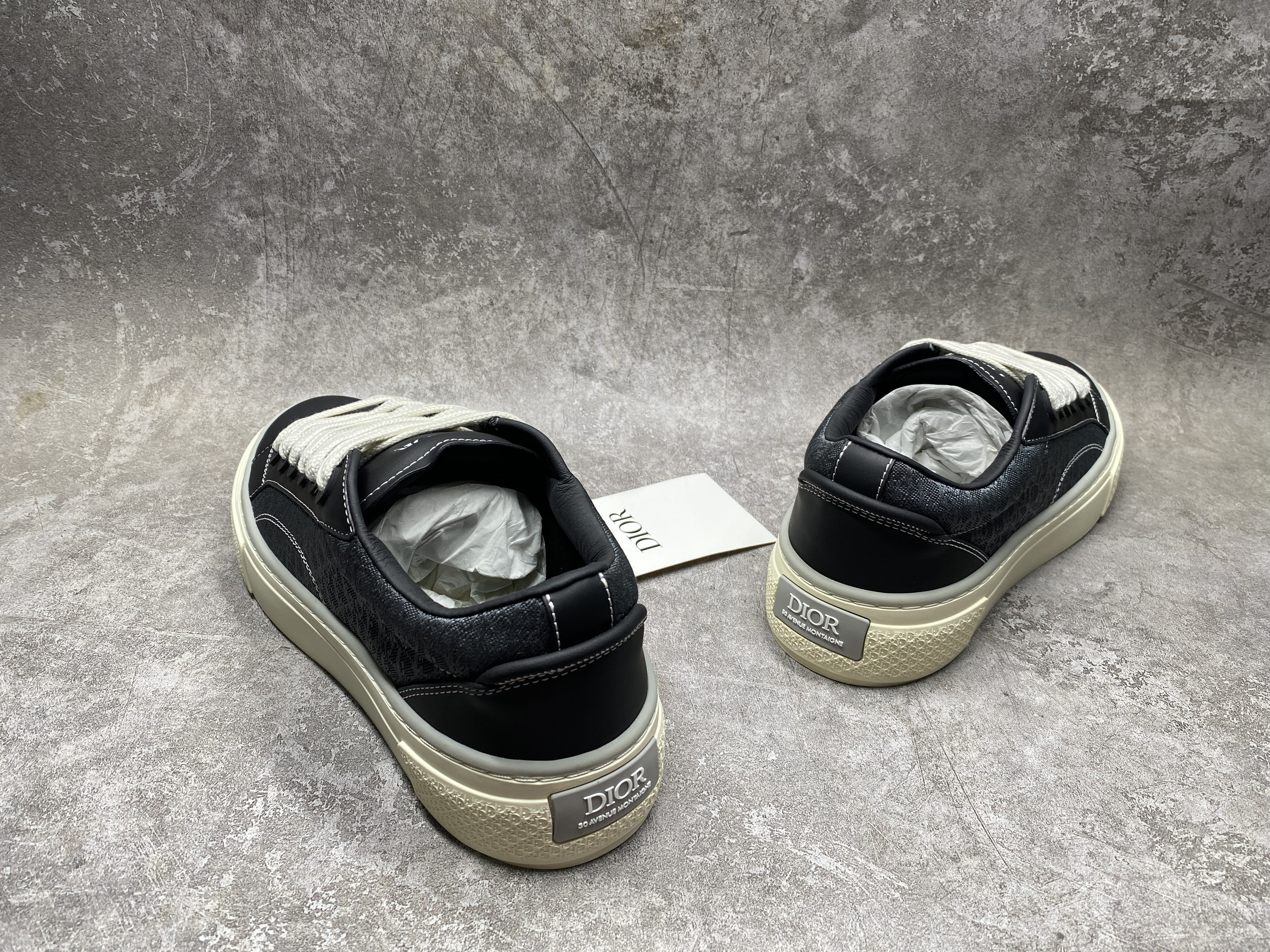 UA D*0r B33 Sneaker