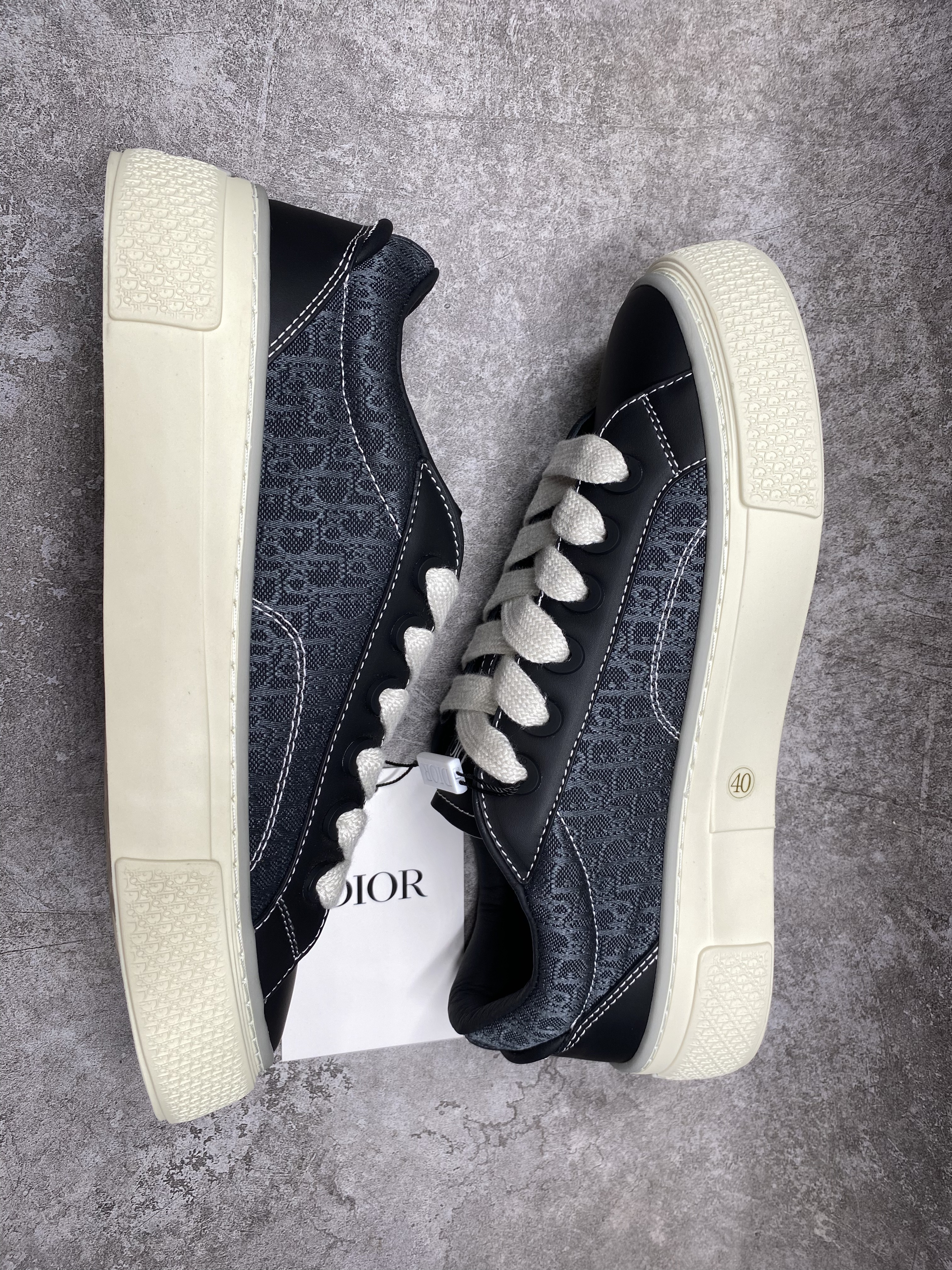 UA D*0r B33 Sneaker
