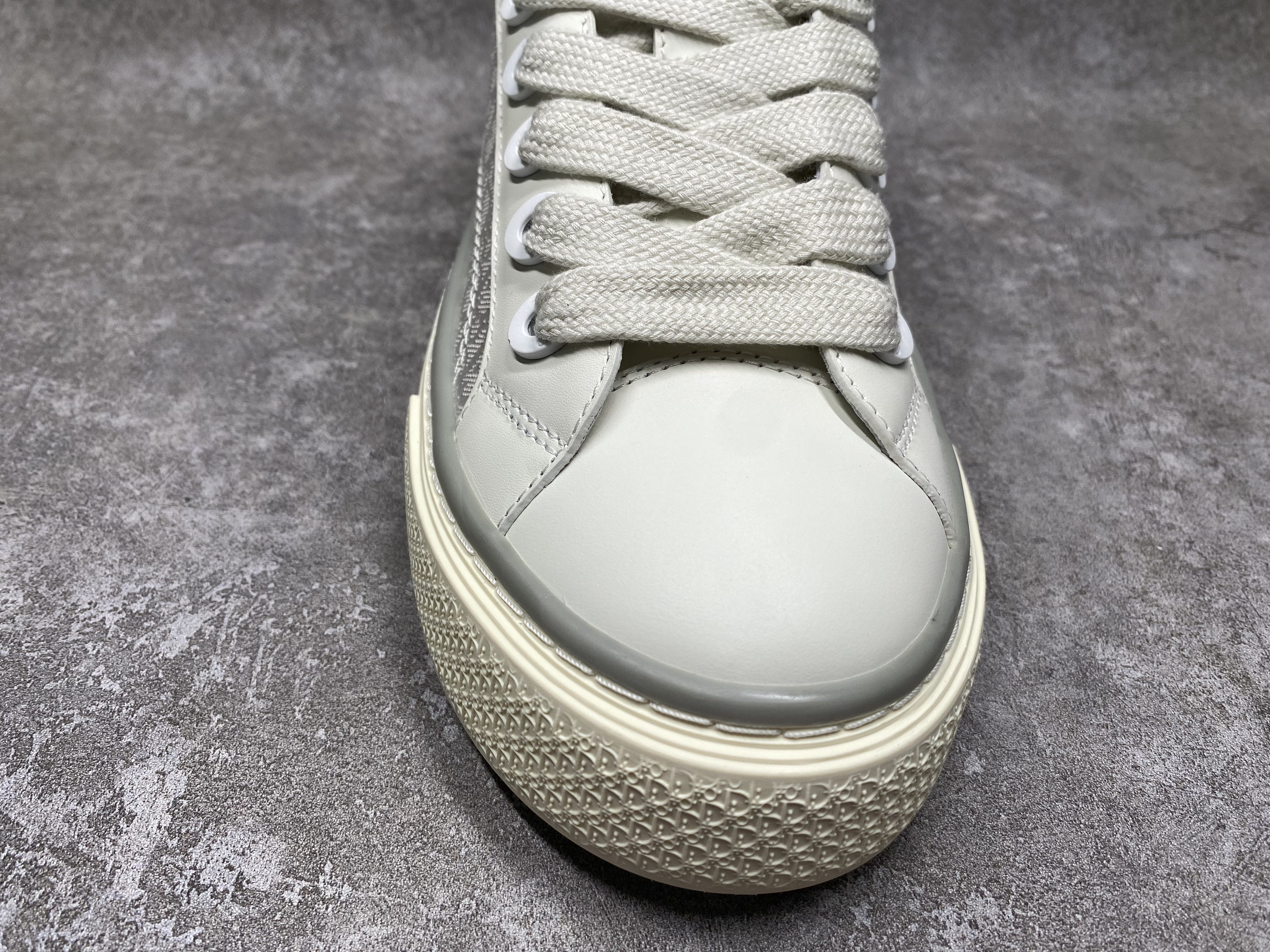 UA D*0r B33 Sneaker