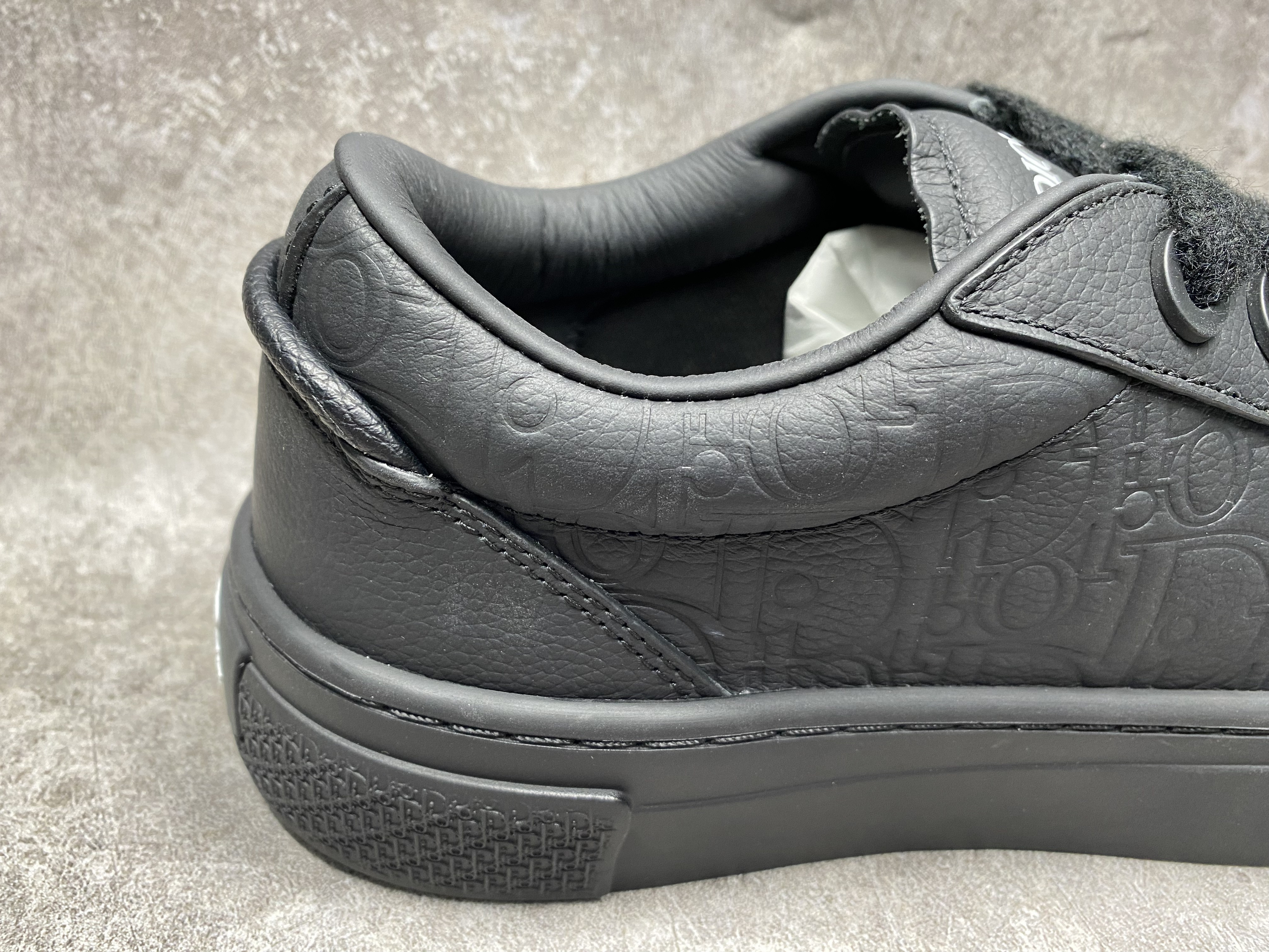 UA D*0r B33 Sneaker