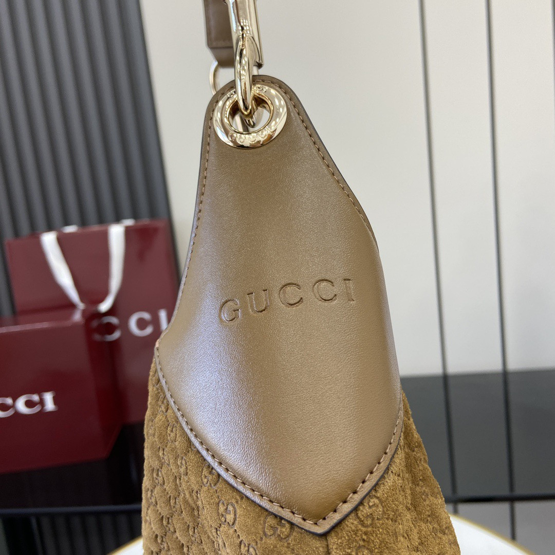 G*u*i B Large Shoulder Bag 49x 46x 4cm