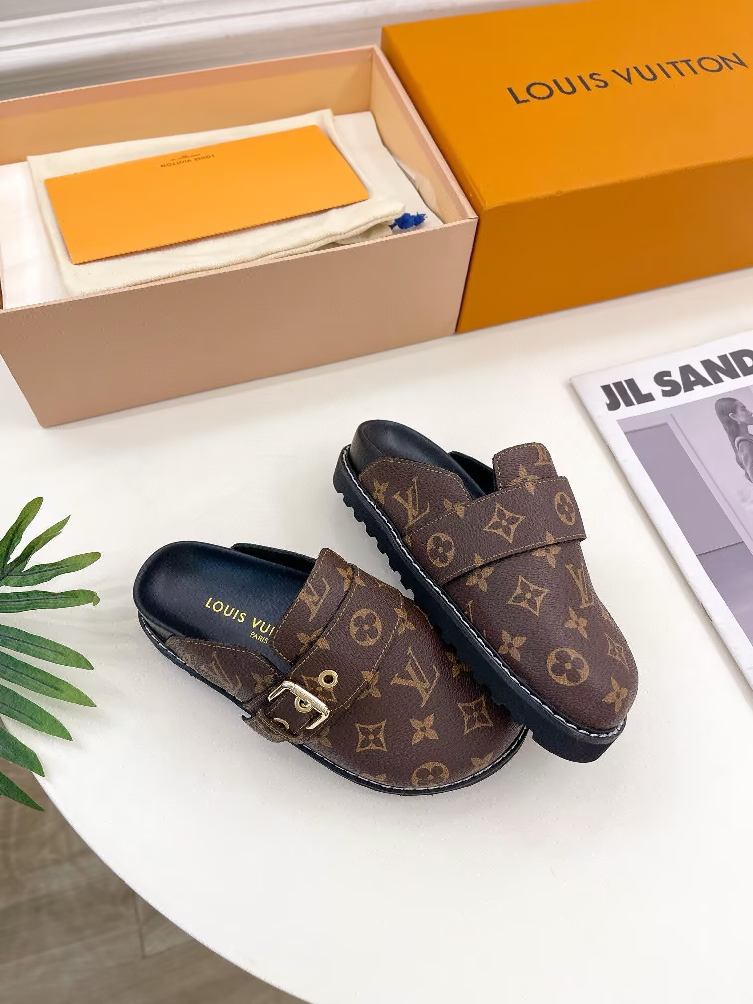 UA LV Cosy Flat Comfort Clogs