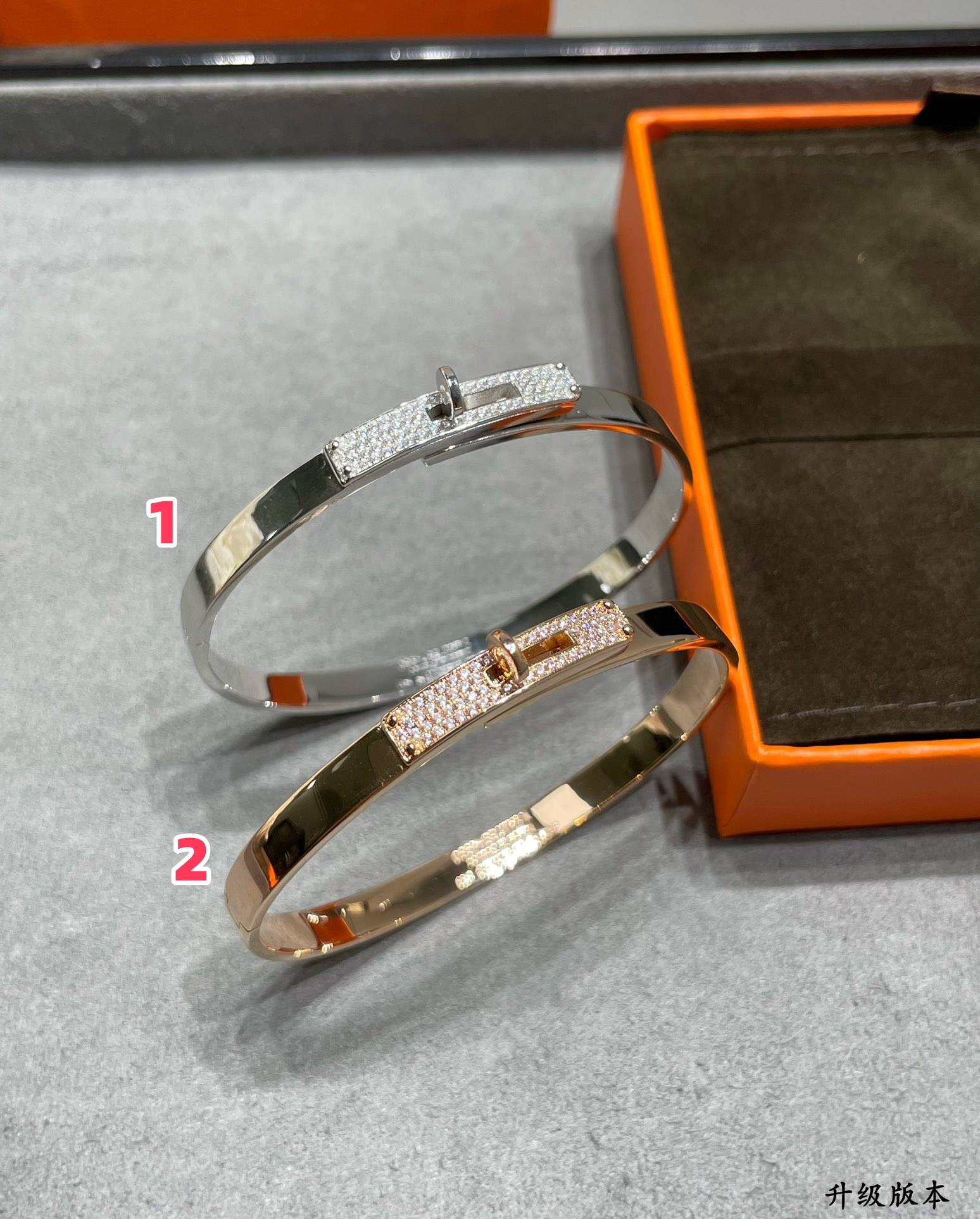 H**mes button half-diamond Bracelet