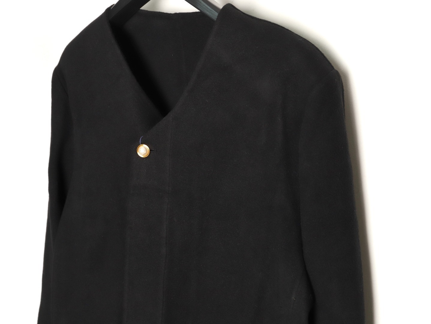 L0*is V*t0n LV Woolen Coats