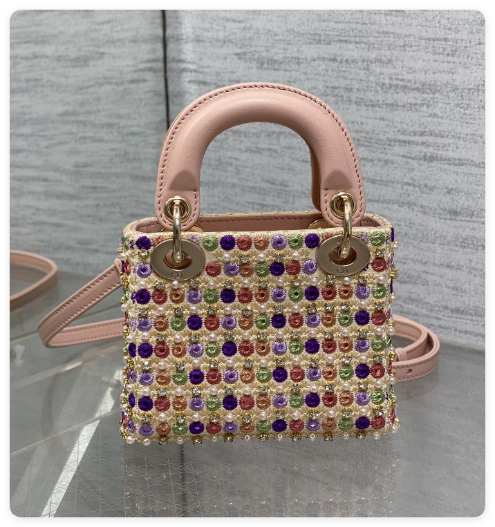 D*0r Artistic Limited Edition Three-Gusset Lady D*0r Micro Bag with Heavy Bead Embroidery 12x10x5cm