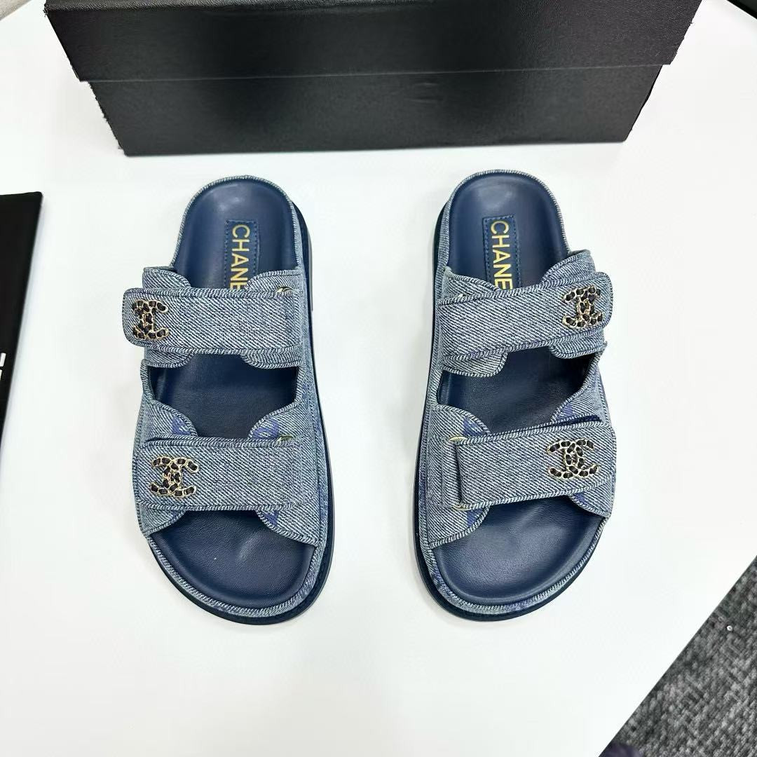 UA Ch*el Slides