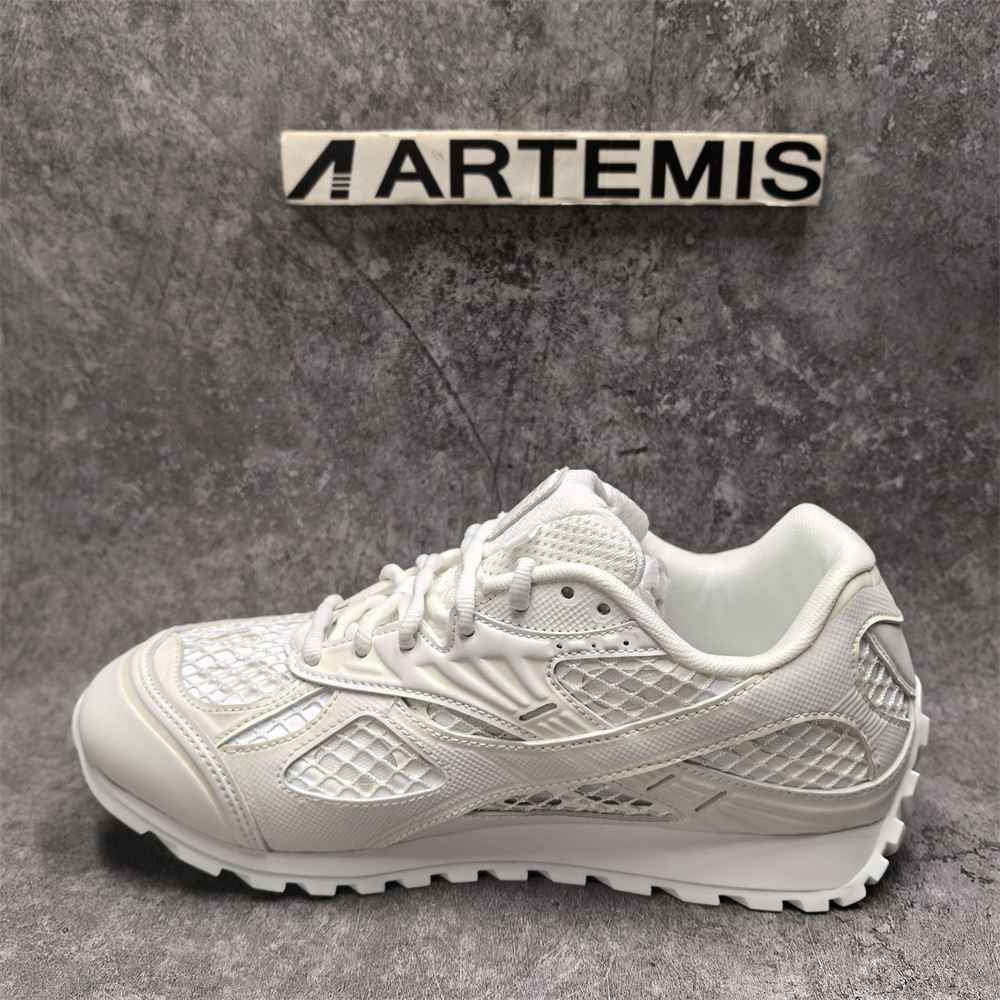 UA Bo*te*ga Ve*ne*ta Orbit Sneaker