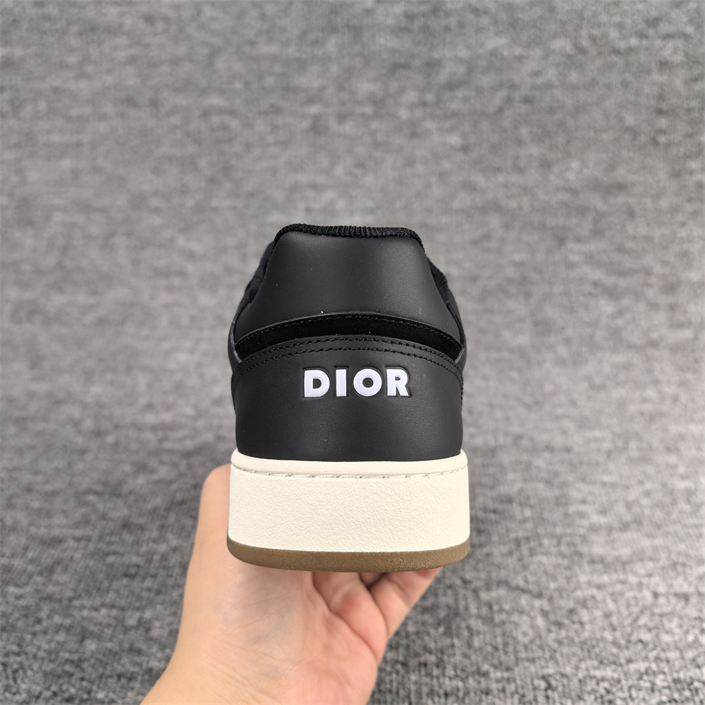 UA D*0r Sneaker