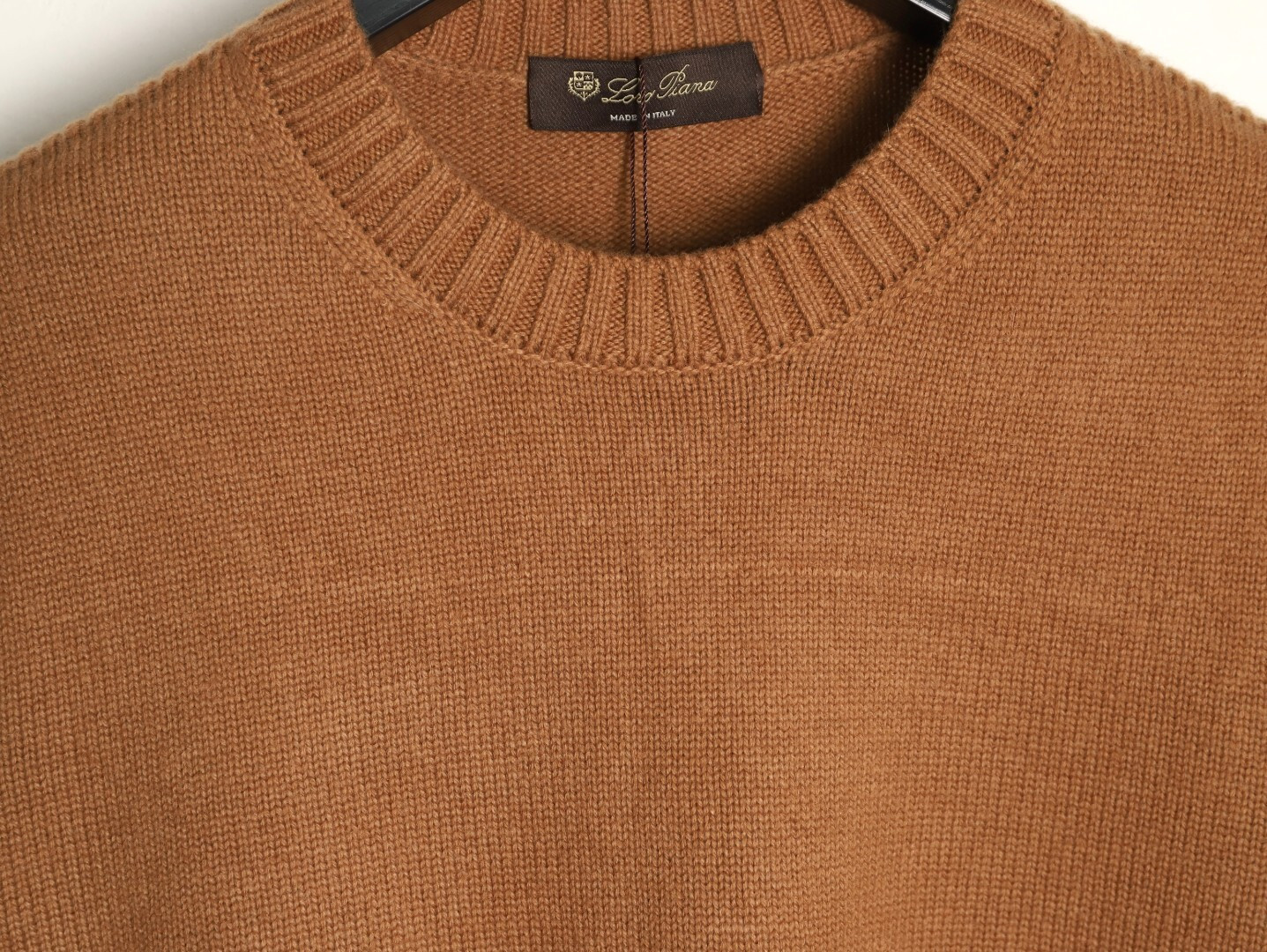 L**o p*ana LP knitting Sweaters