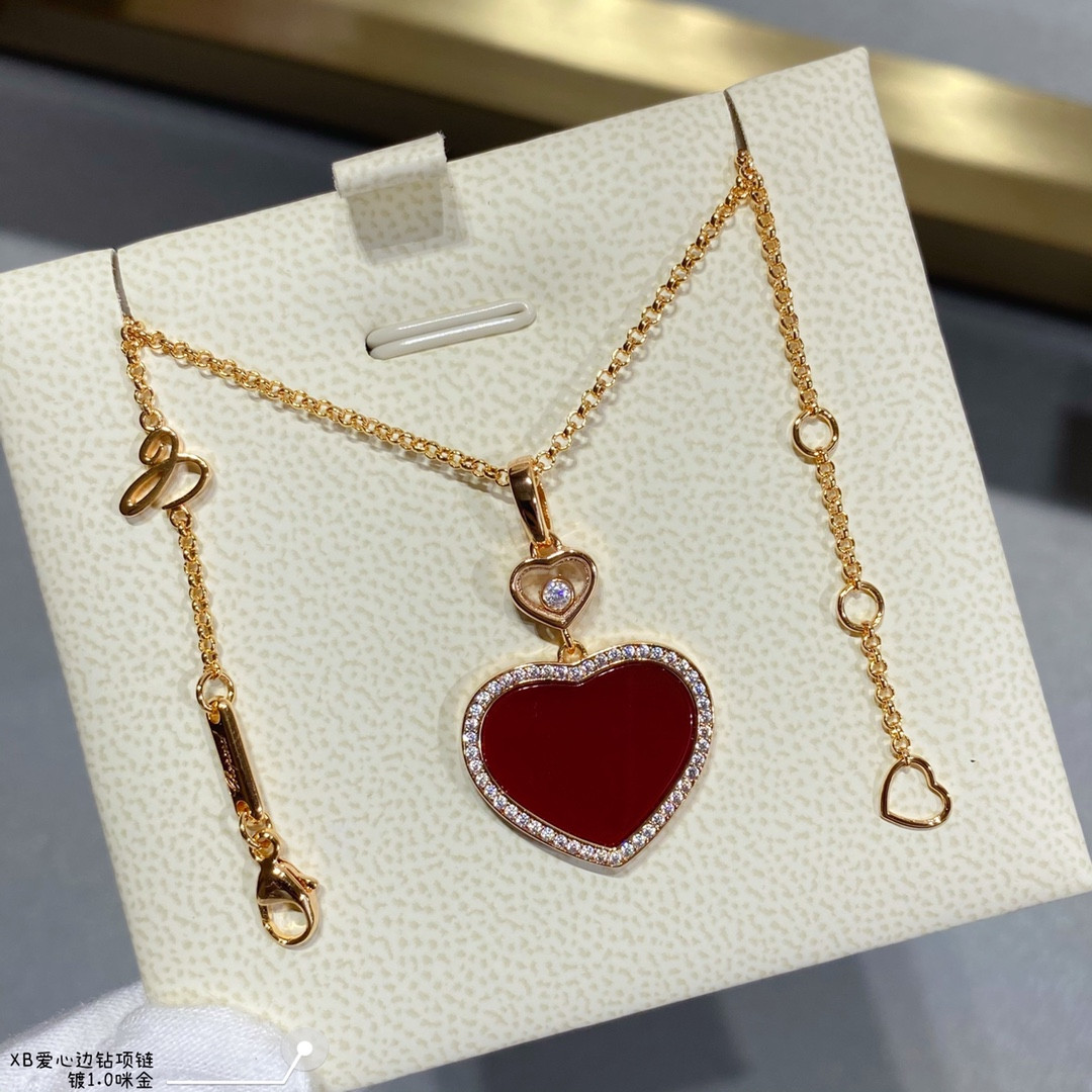 Chopard Heart-shaped Edge Diamond Mother-of-Pearl Necklace
