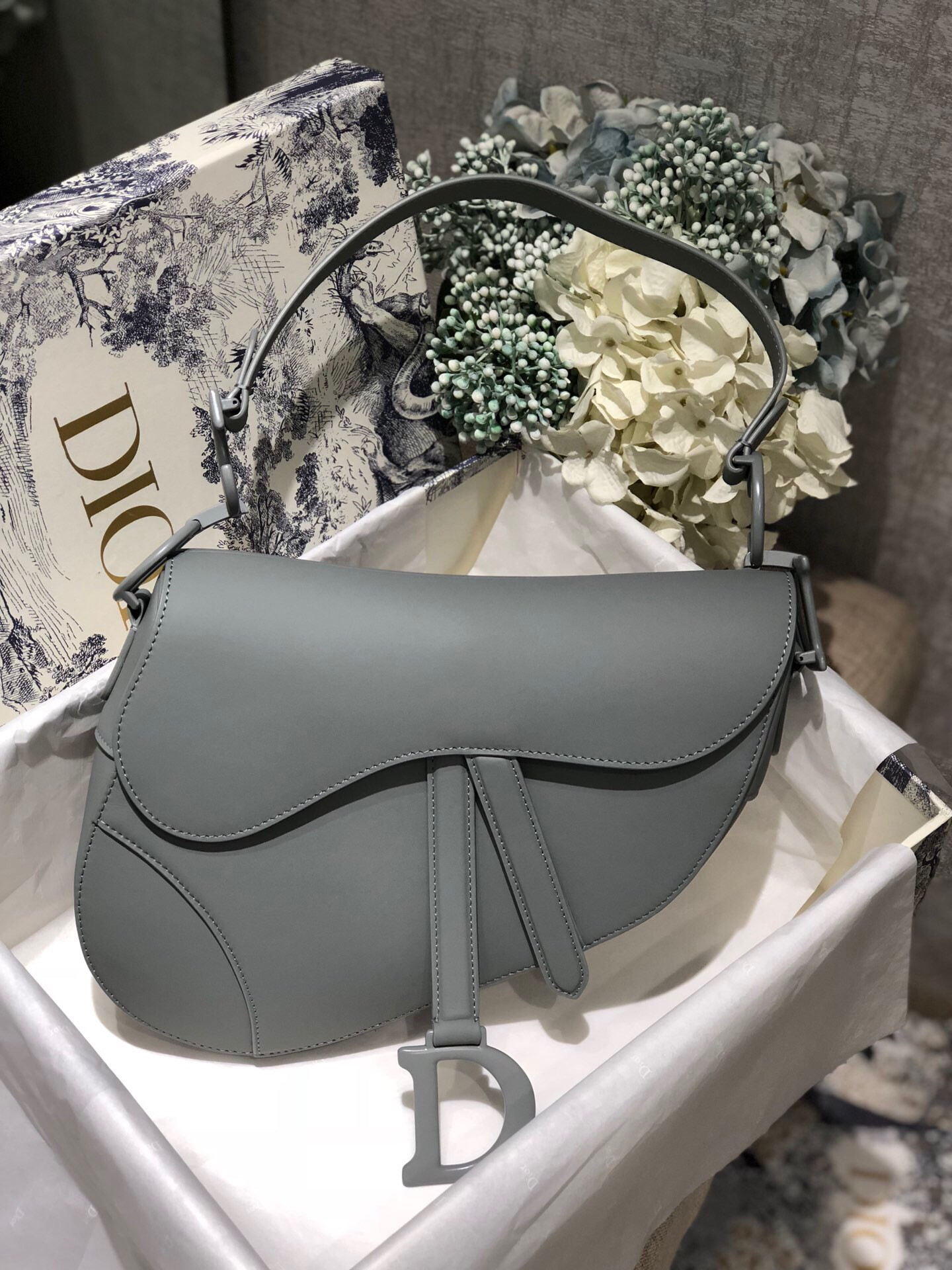 D*0r Saddle Bag Placid Blue Smooth Calfskin 25.5x20x6.5cm