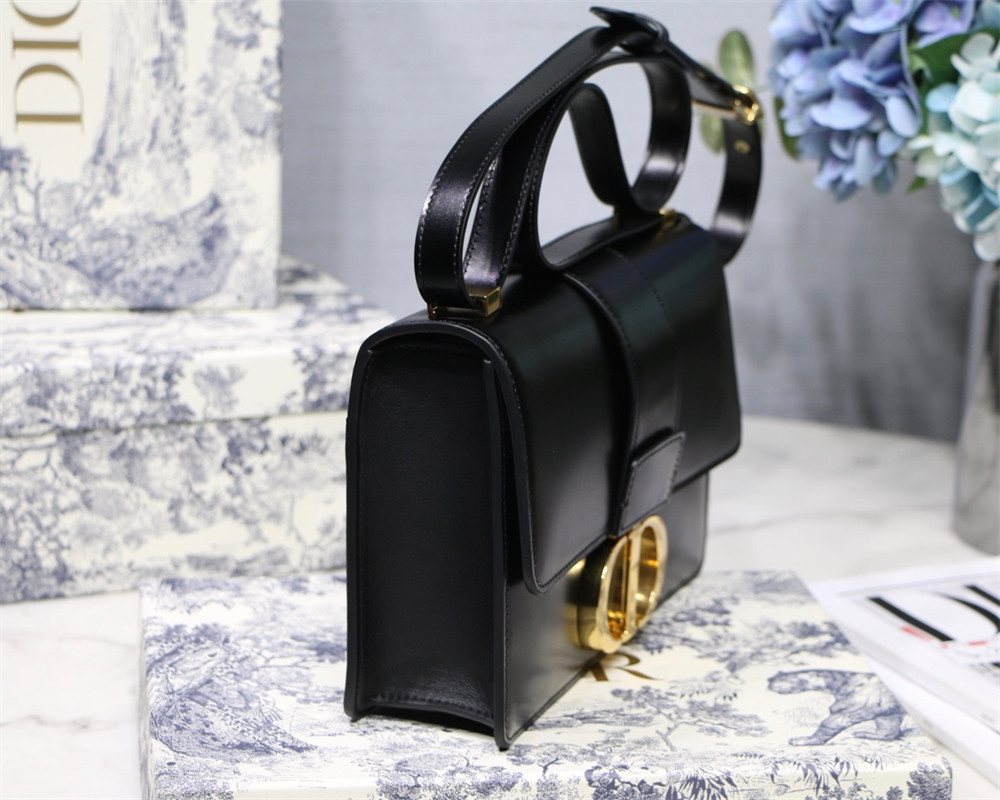 D*0r 30 MONTAIGNE CHAIN BAG SHINY BLACK