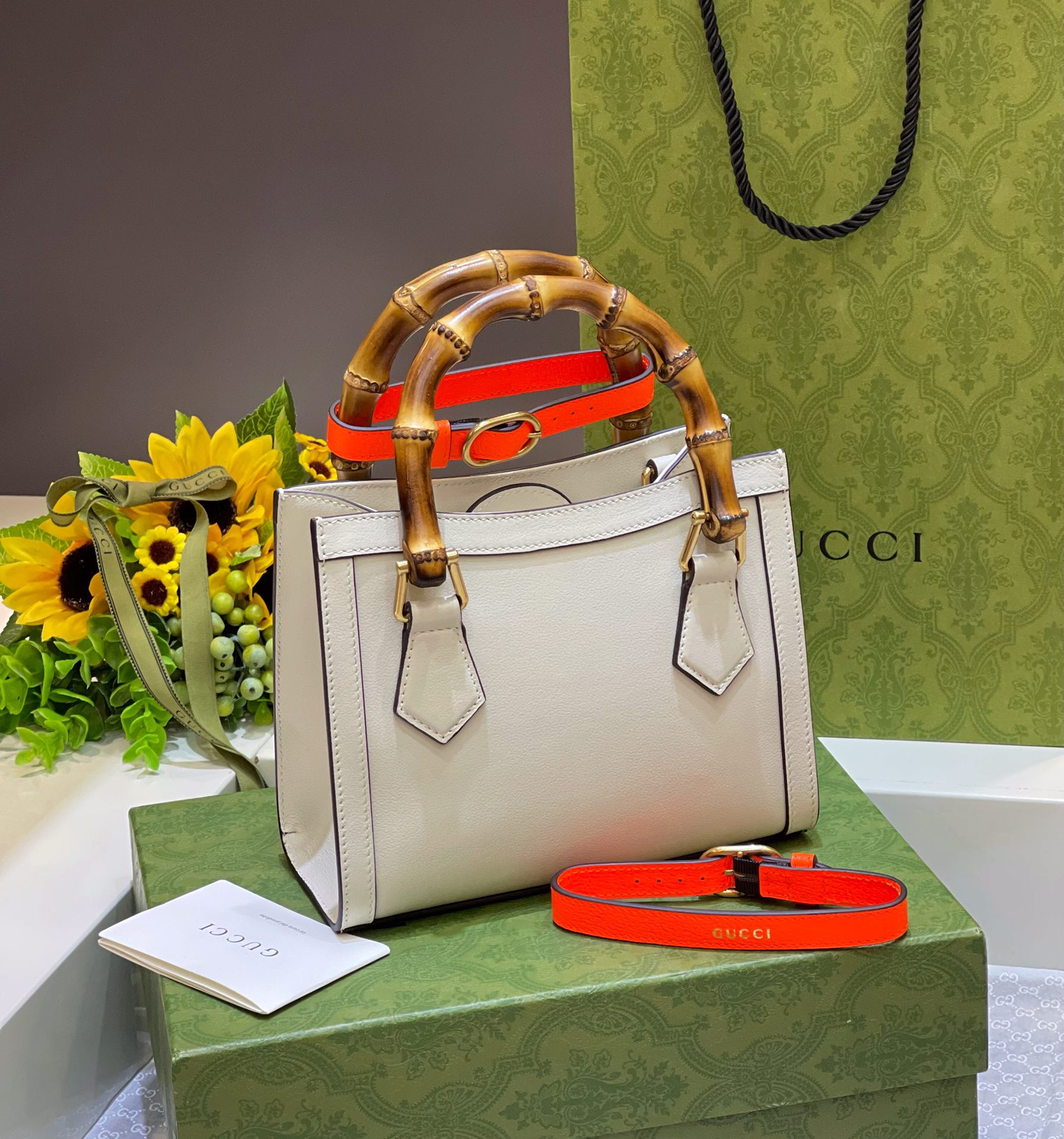 G*u*i DIANA MINI TOTE BAG White 20W x 16H x 10D CM