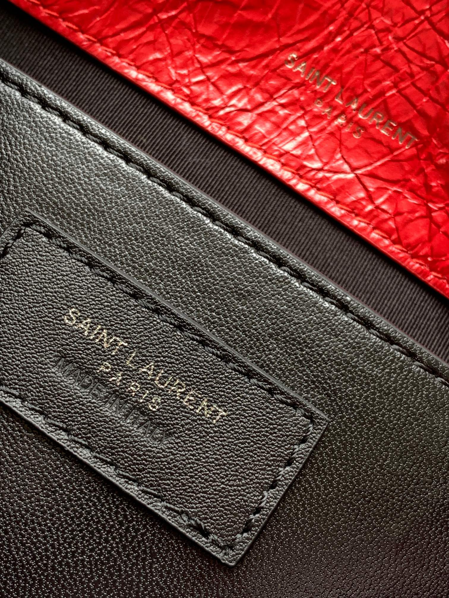 Y*L NIKI BABY IN VINTAGE LEATHER RED 8.2 X 6 X 2.9 INCHES