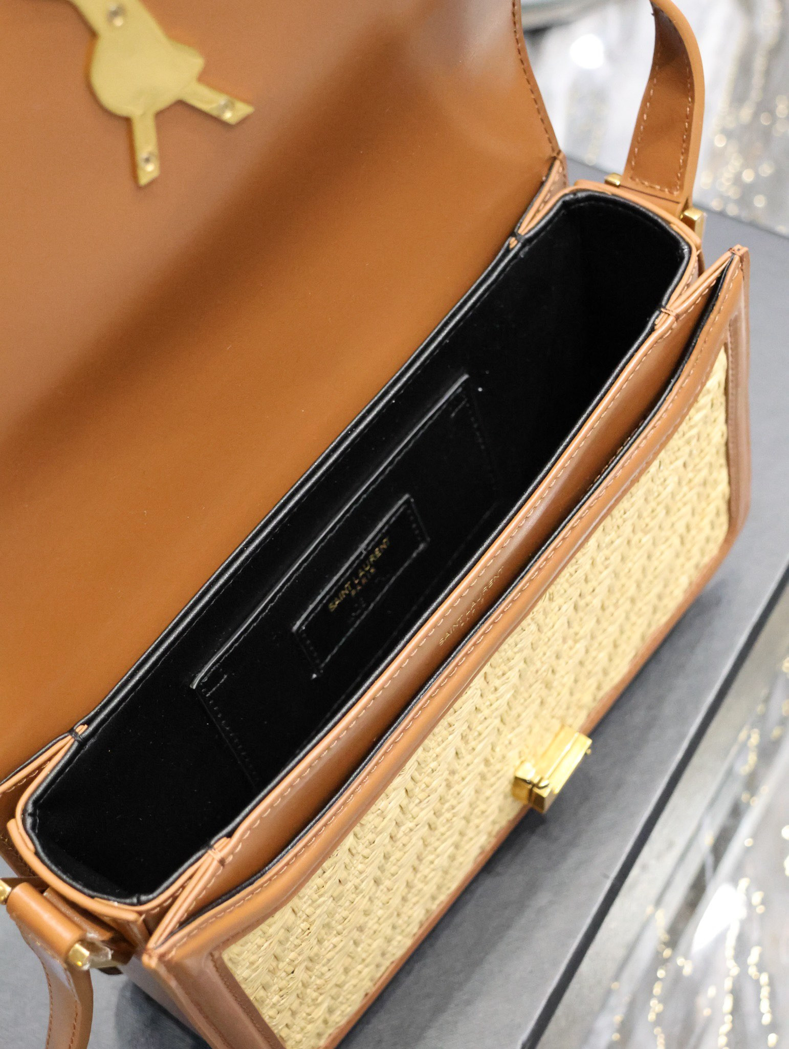 Y*L SOLFERINO MEDIUM SATCHEL IN RAFFIA AND VEGETABLE-TANNED LEATHER NATURAL SAND AND BRICK 9.8 X 6.7 X 2 INCHES