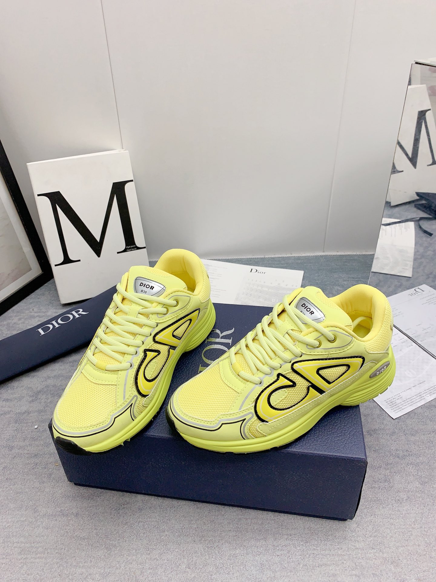 UA D*0r B30 Sneaker