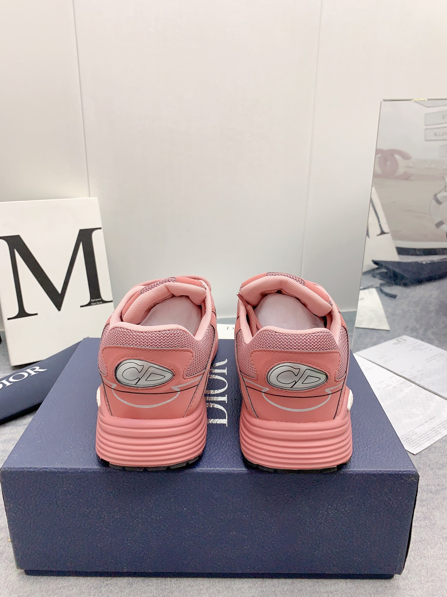 UA D*0r B30 Sneaker