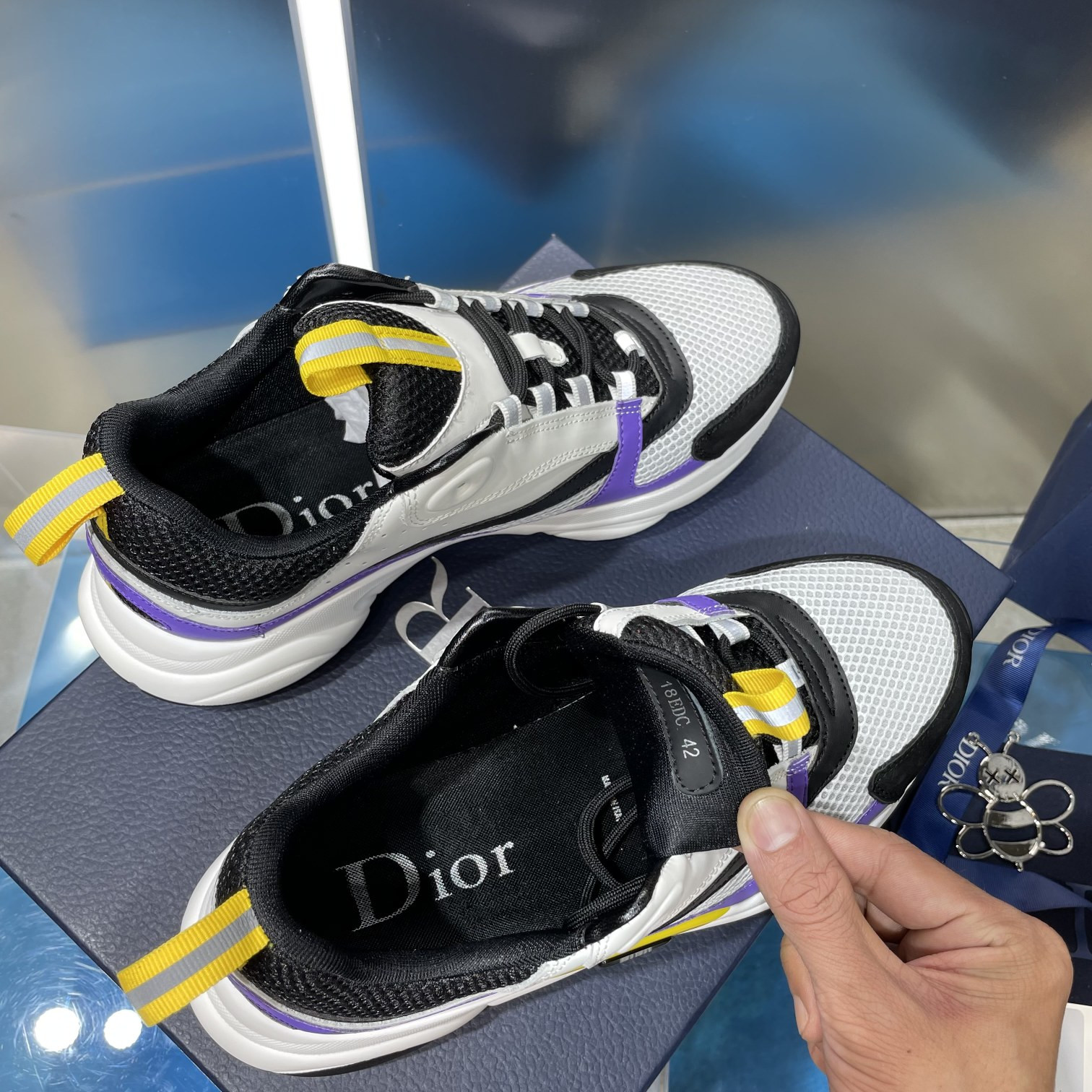 UA D*0r B22 white Sneaker
