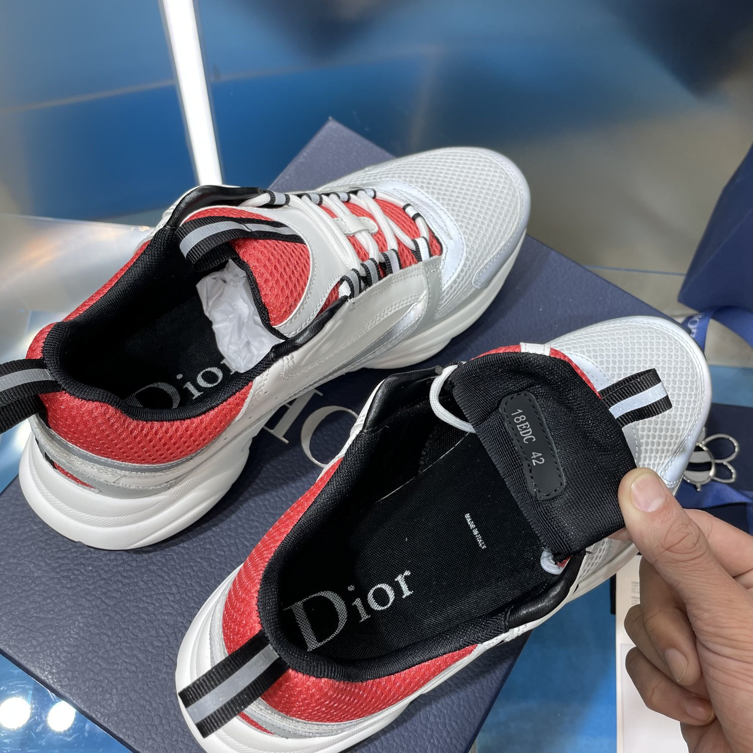 UA D*0r B22 white and red Sneaker