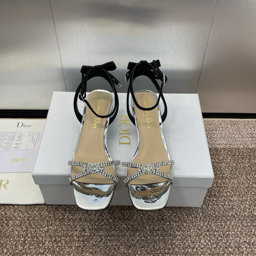 UA D*0r Or D*0r Sunset Heeled Sandal mid heeled