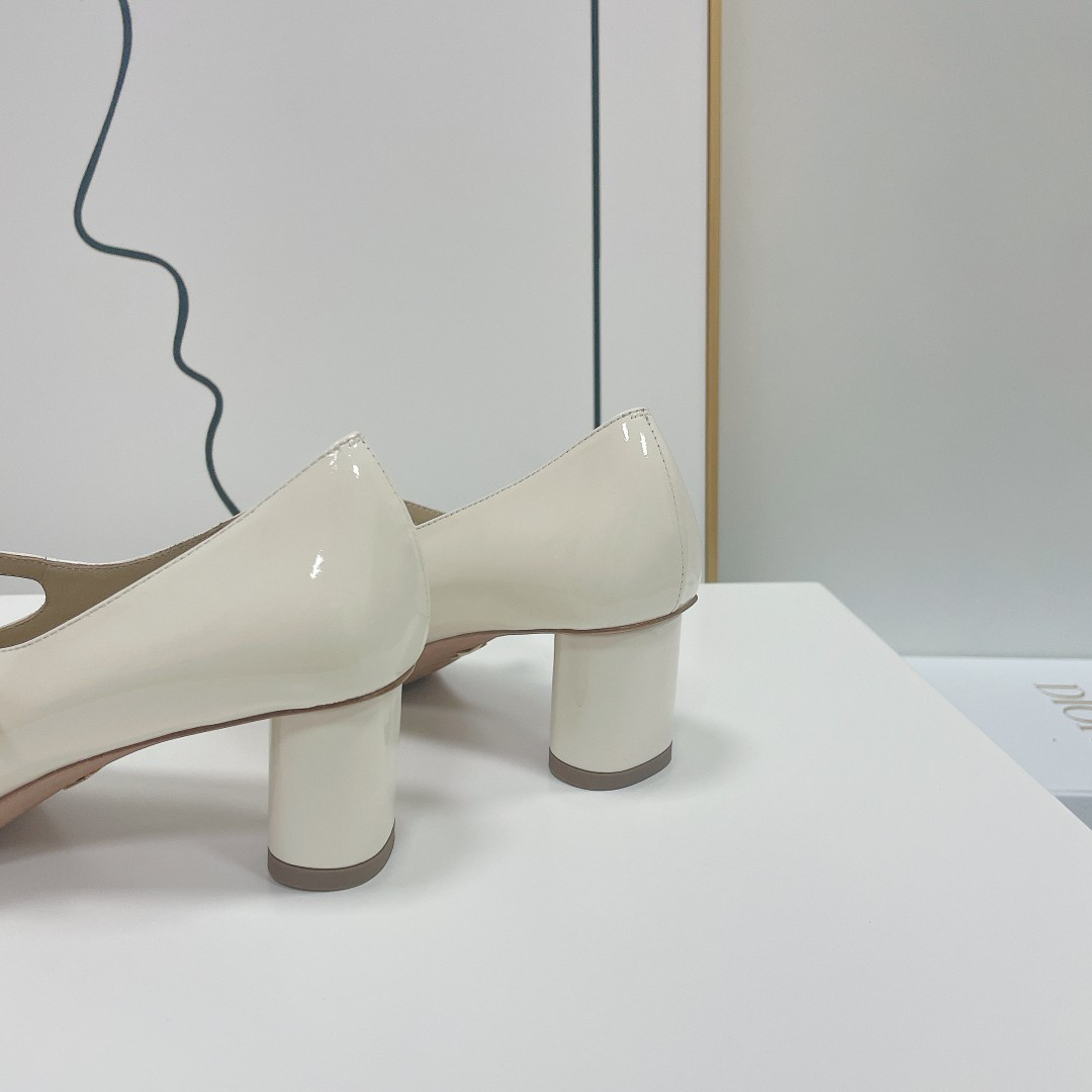 UA Jolie D*0r Pump