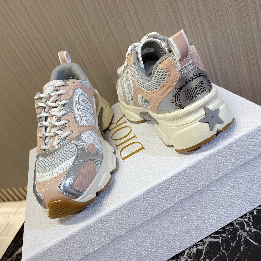 UA D*0r Chrono Sneaker White Mesh with Nude and Silver-Tone