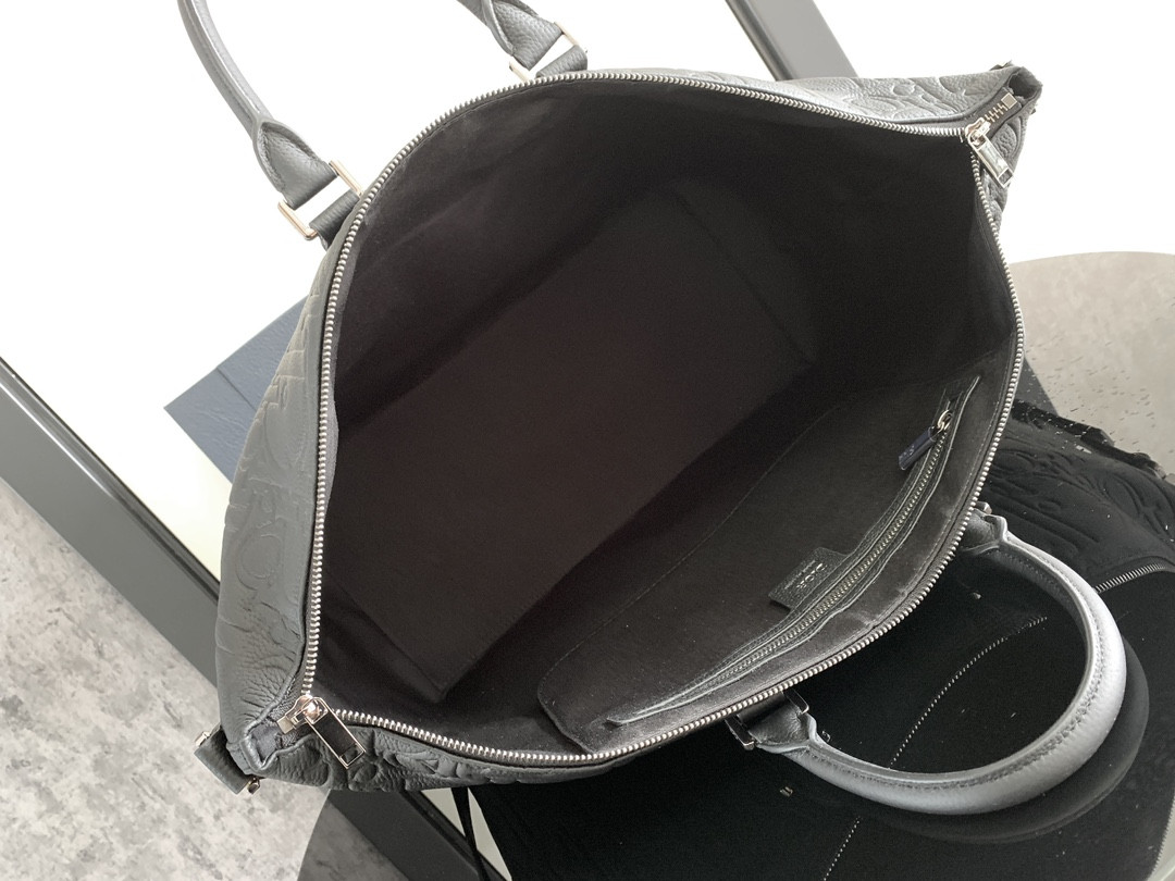 D*0r Weekender 40 Black D*0r Gravity Leather and Black Grained Calfskin 57.5 x 34.5 x 22 cm