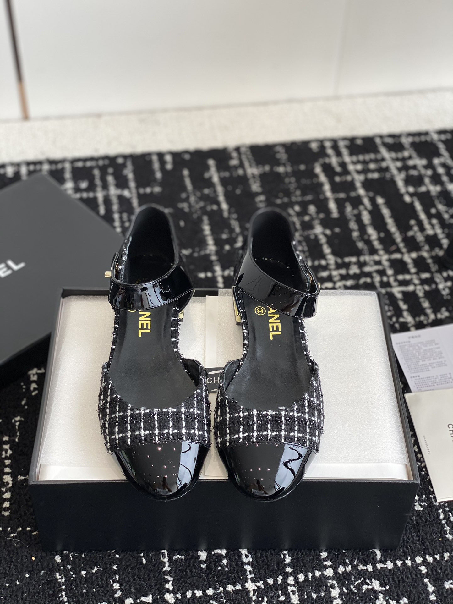 UA Ch*el MARY JANES