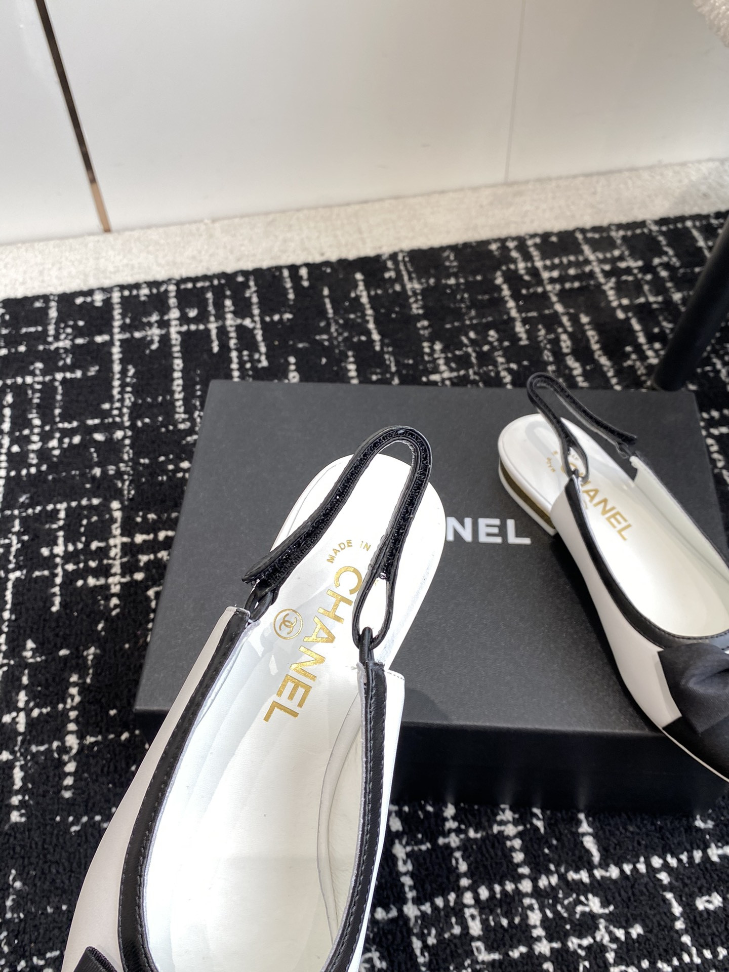 UA Ch*el SLINGBACKS