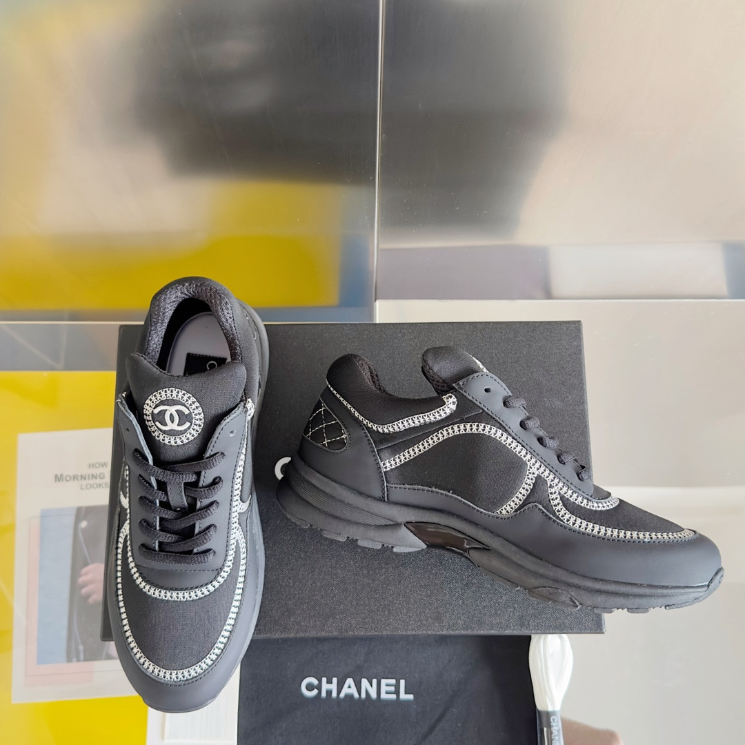 UA Ch*el SNEAKER