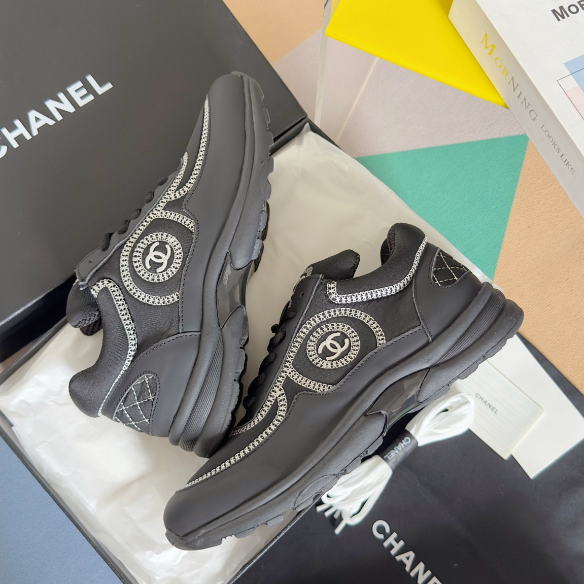 UA Ch*el SNEAKER