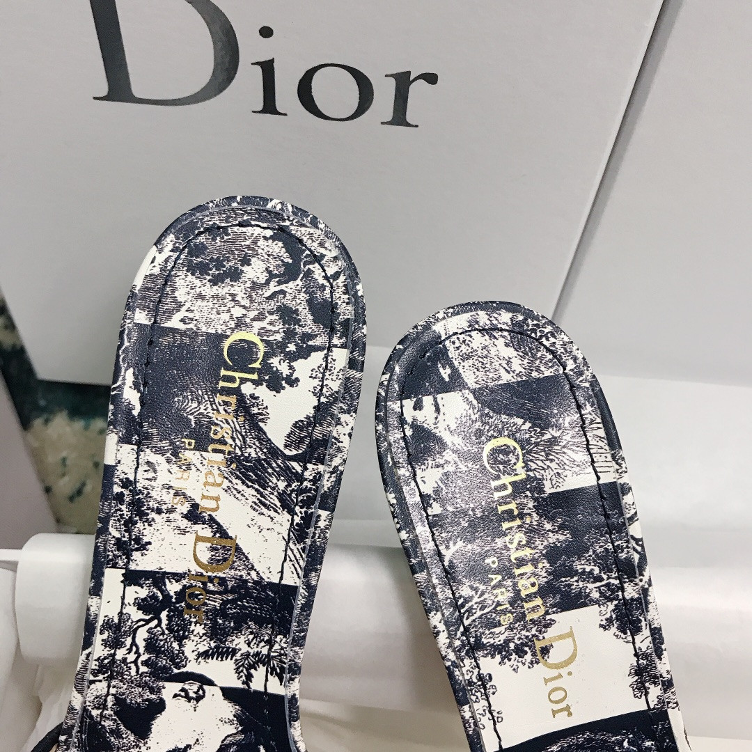 UA D*0r Dway Heeled Slide