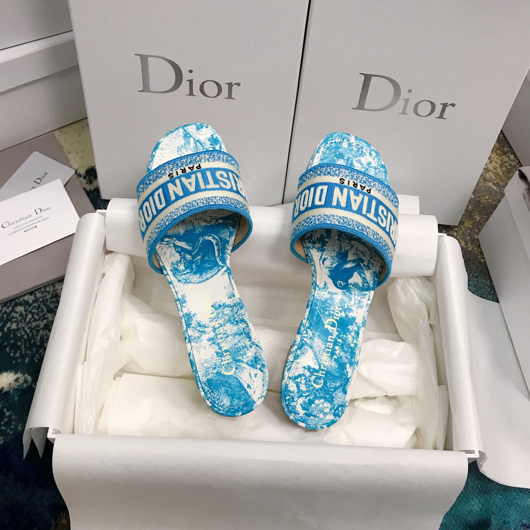 UA D*0r Dway Heeled Slide