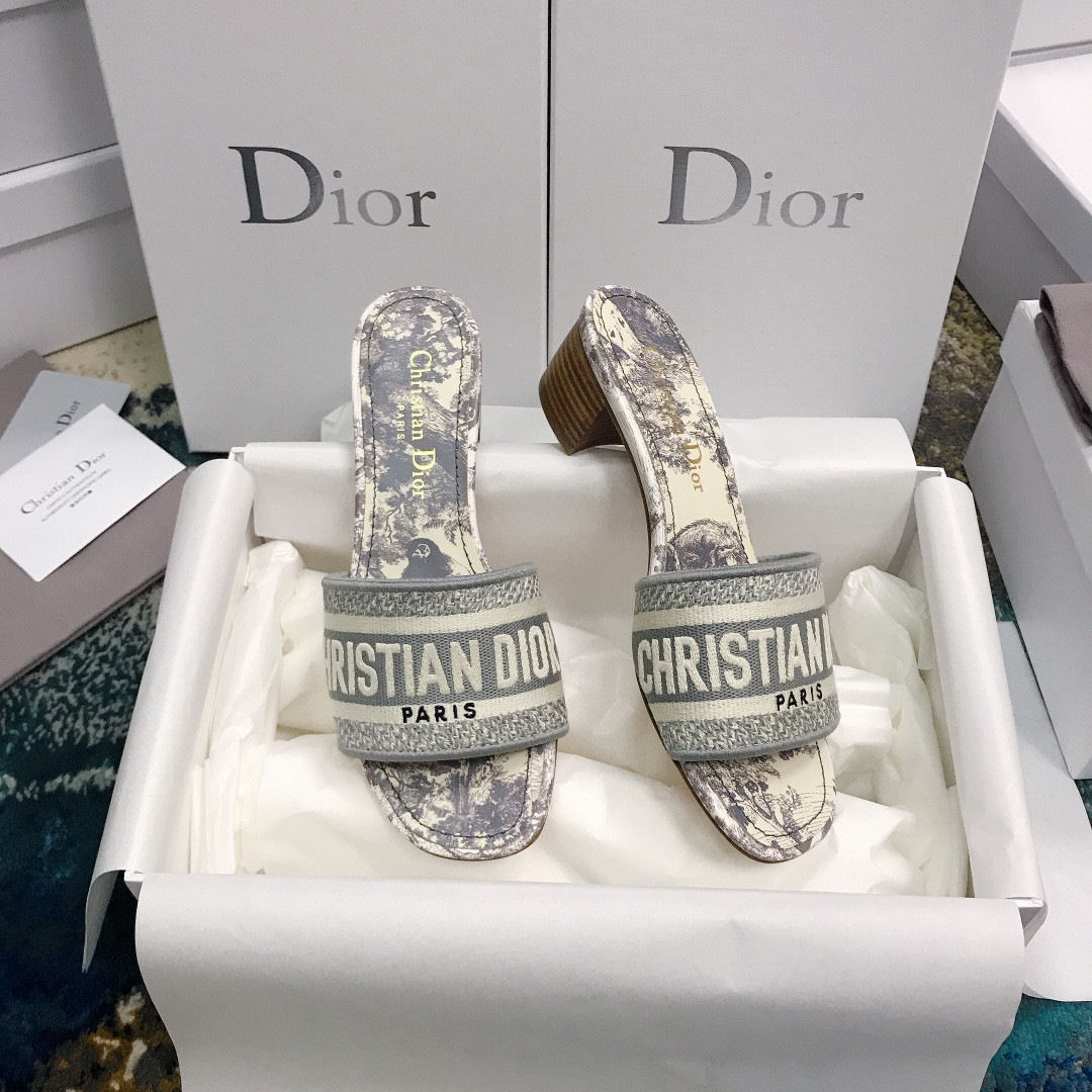 UA D*0r Dway Heeled Slide