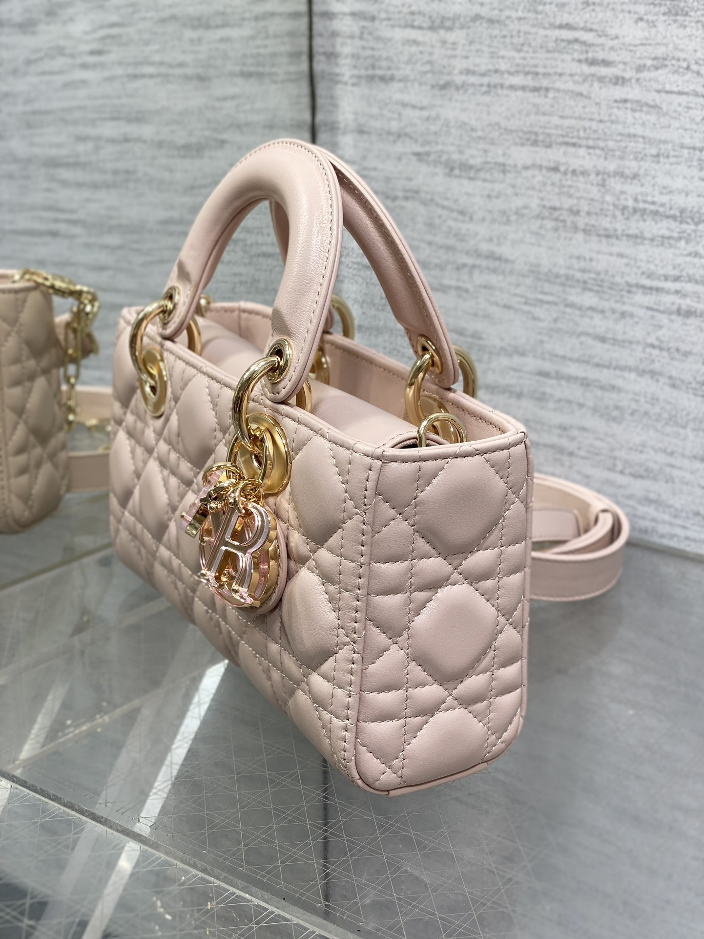 D*0r SAMLL D-JOY BAG 22.5 x 6 x 11.5CM
