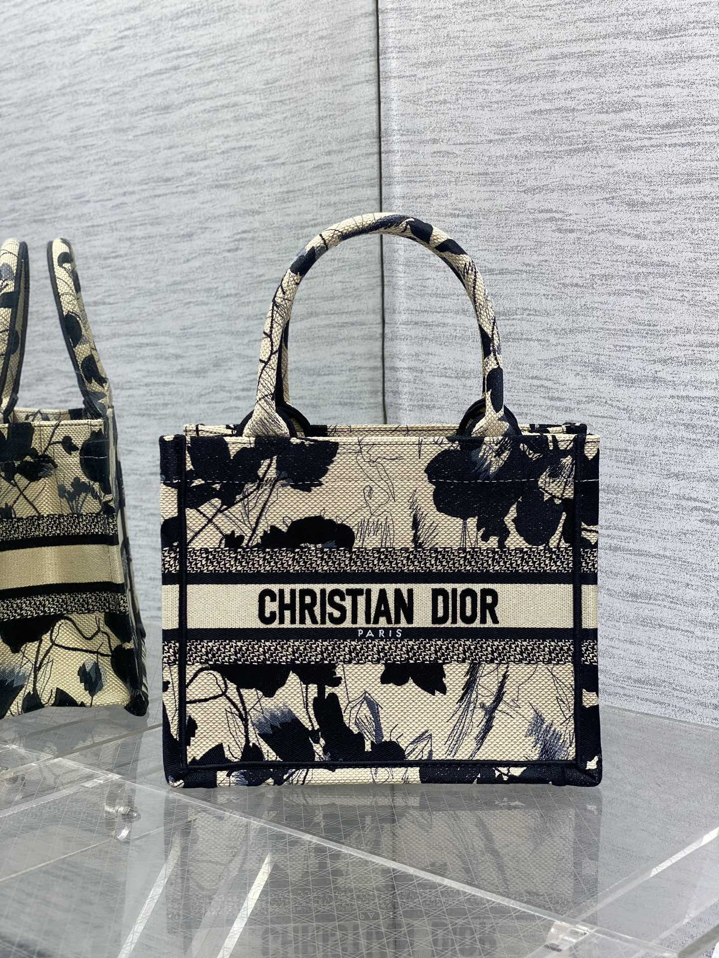 D*0r Tote 26 x 8 x 22cm