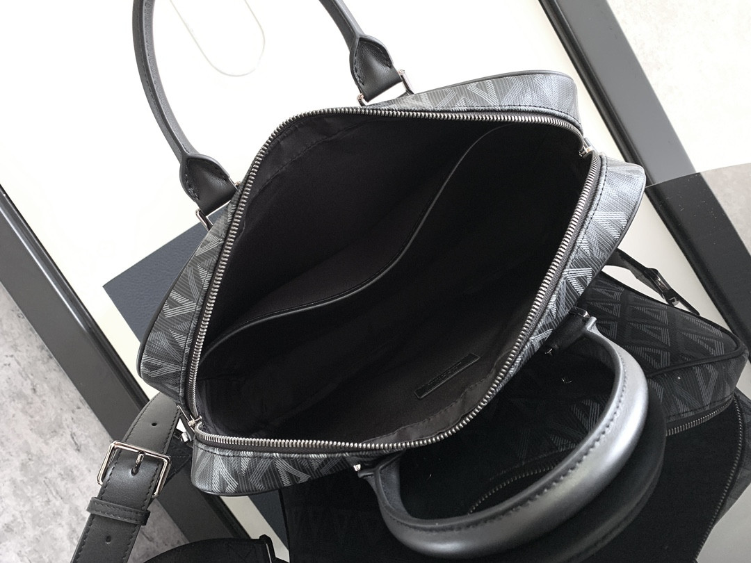 D*0r Zipped Briefcase Black CD Diamond Canvas and Black Grained Calfskin 37 x 28 x 6 cm