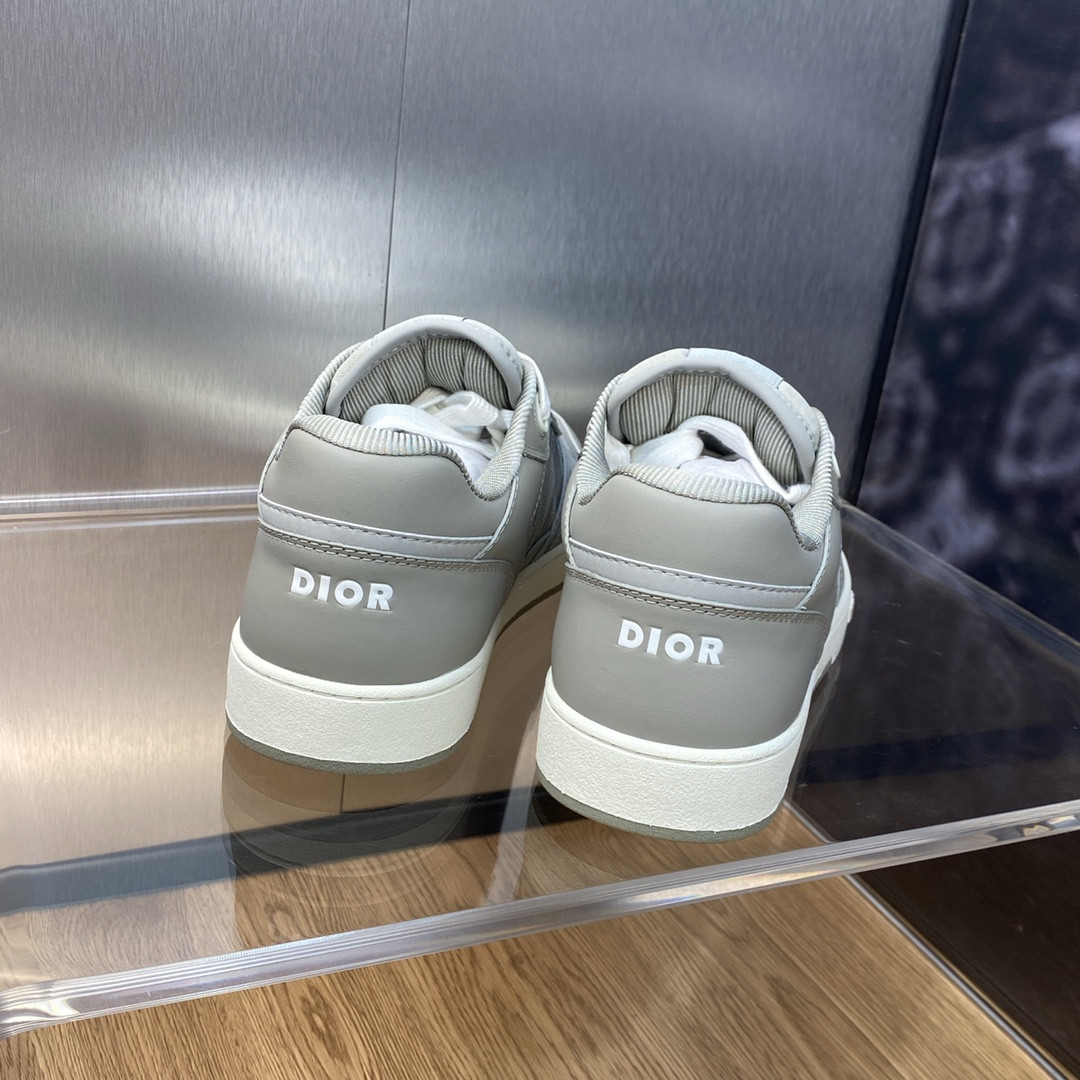 UA D*0r B27 Sneaker