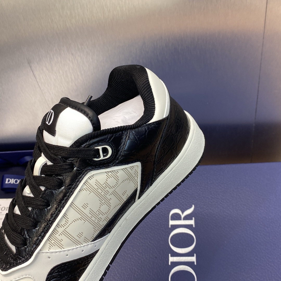 UA D*0r B27 Sneaker