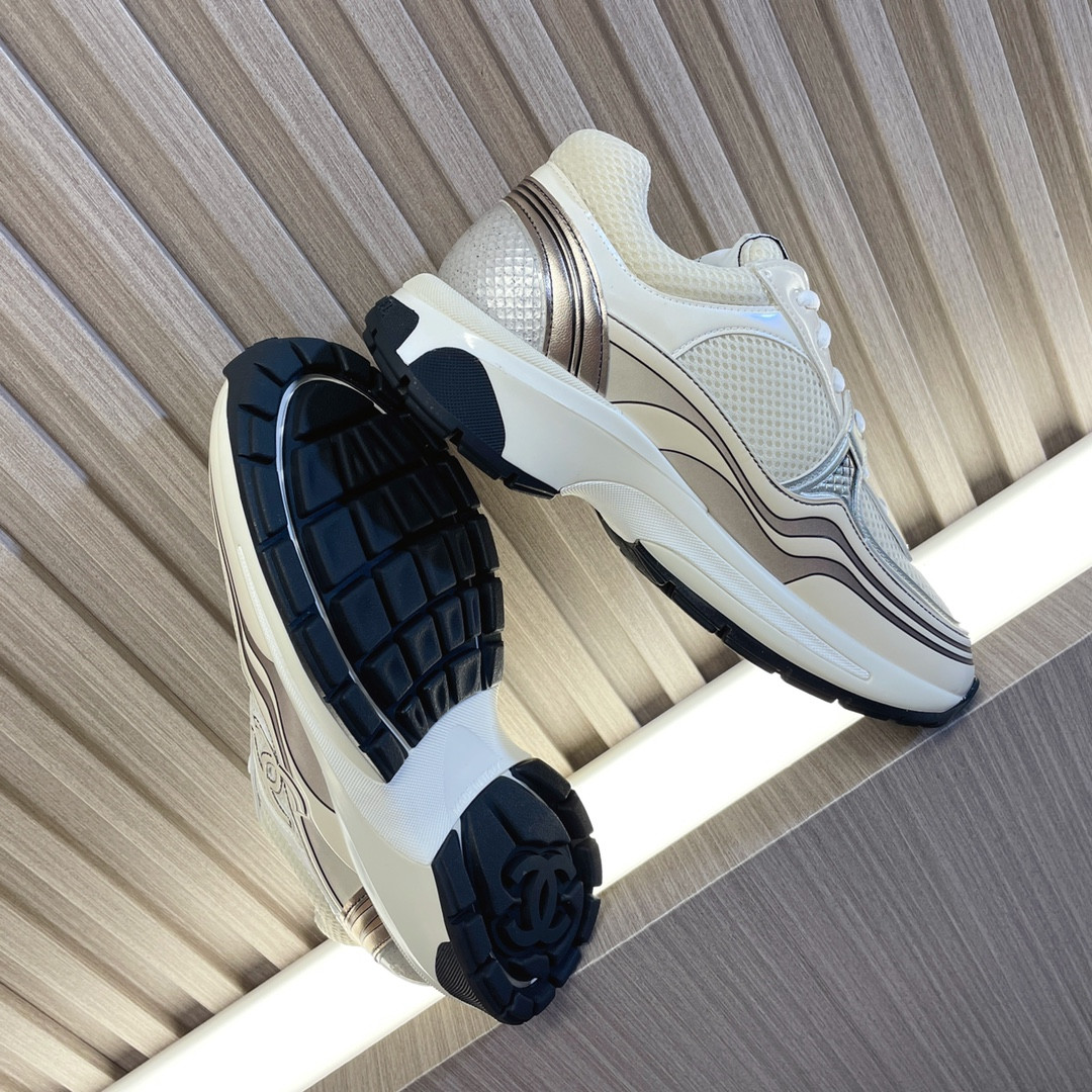 UA Ch*el SNEAKER