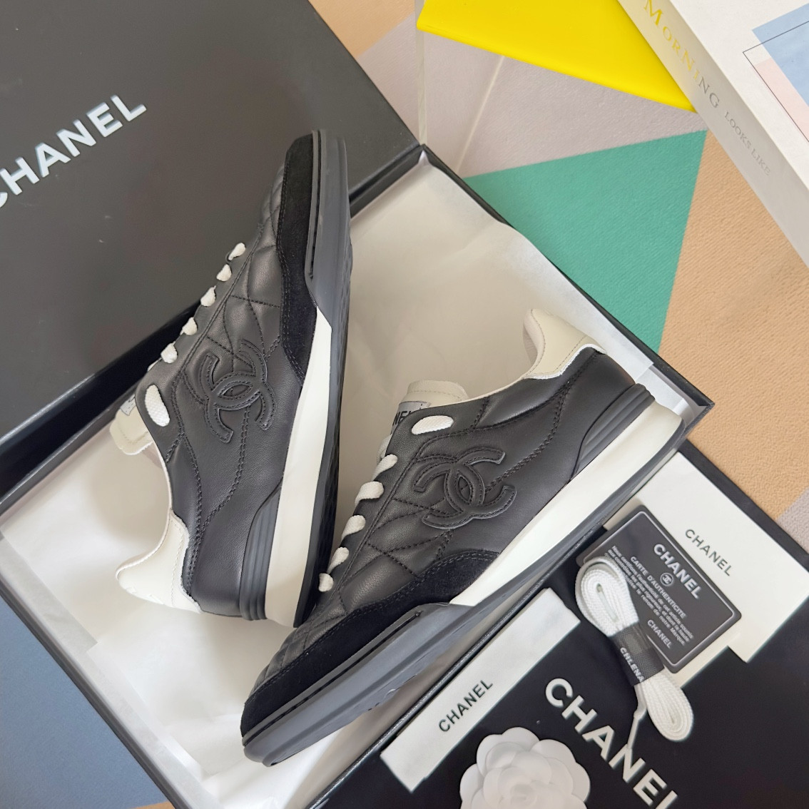 UA Ch*el SNEAKER