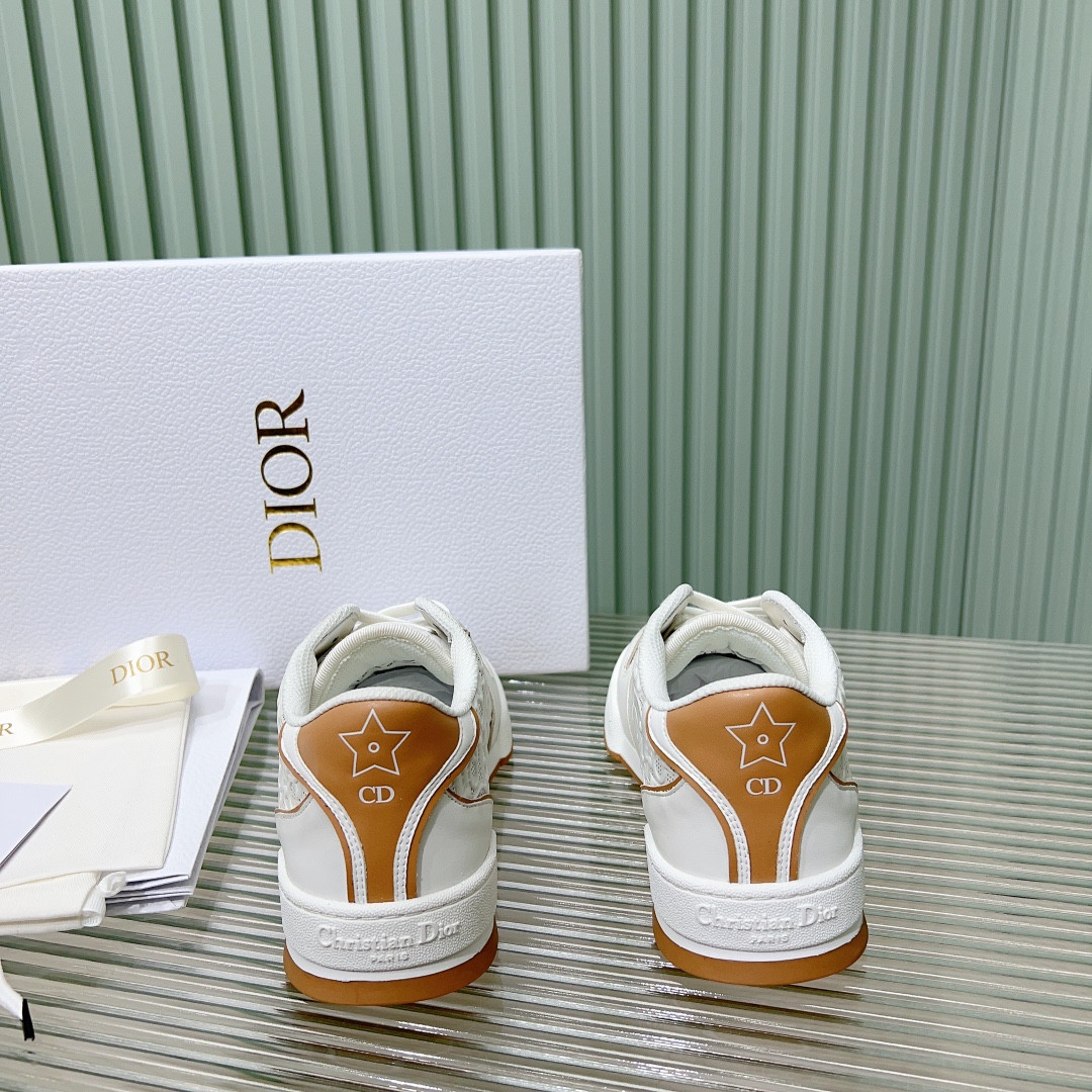 UA D*0r One Sneaker