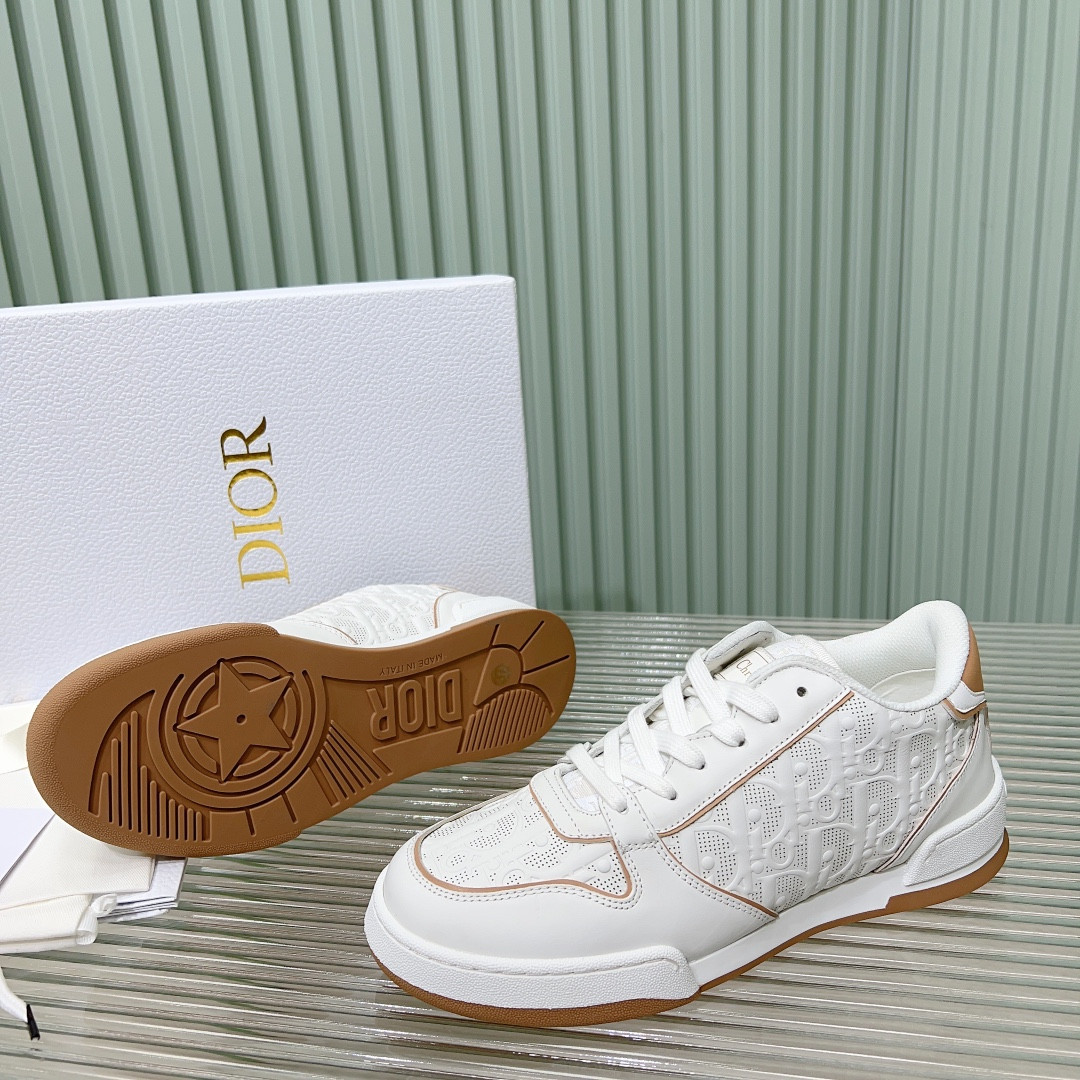 UA D*0r One Sneaker