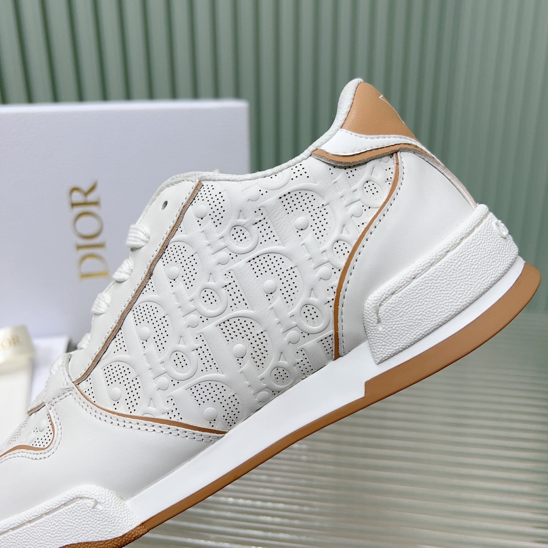 UA D*0r One Sneaker