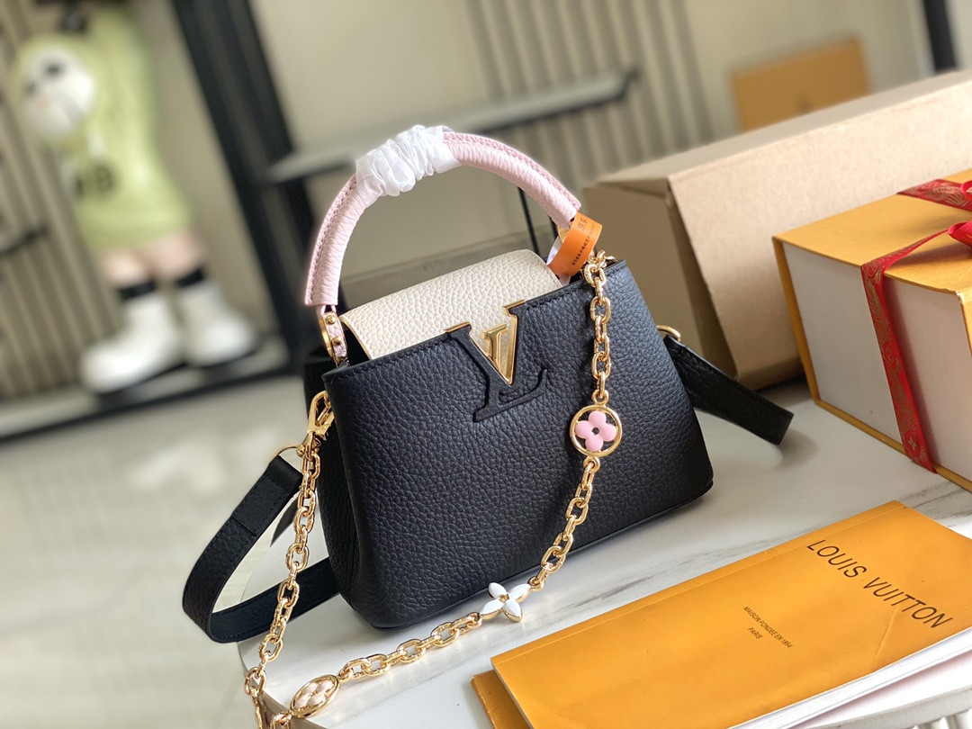 LV Capucines M20845 pink 17x12x9.5cm