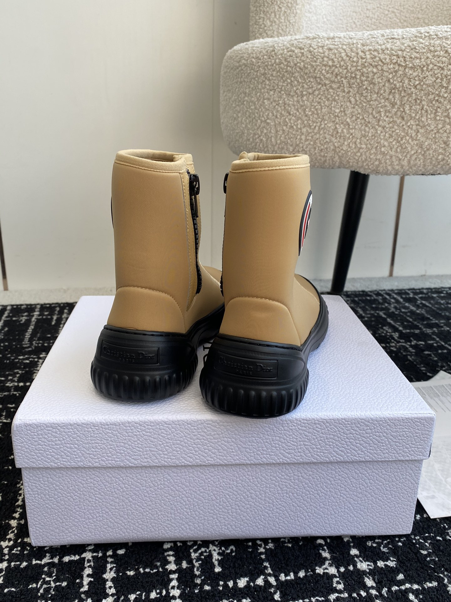 UA D*0r Boot